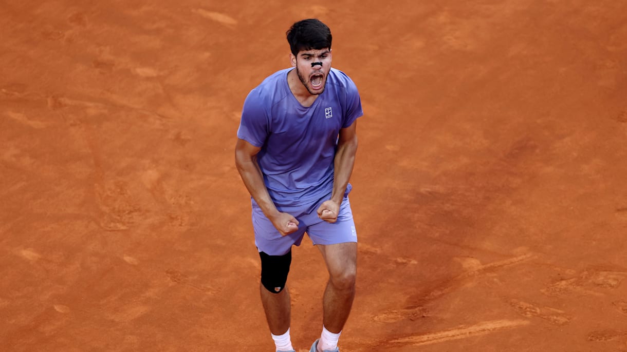 Nike Court Slam アルカラス 全仏 2025優勝モデル 大会史上最長決勝を制し、バボラ契約選手カルロス・アルカラスが