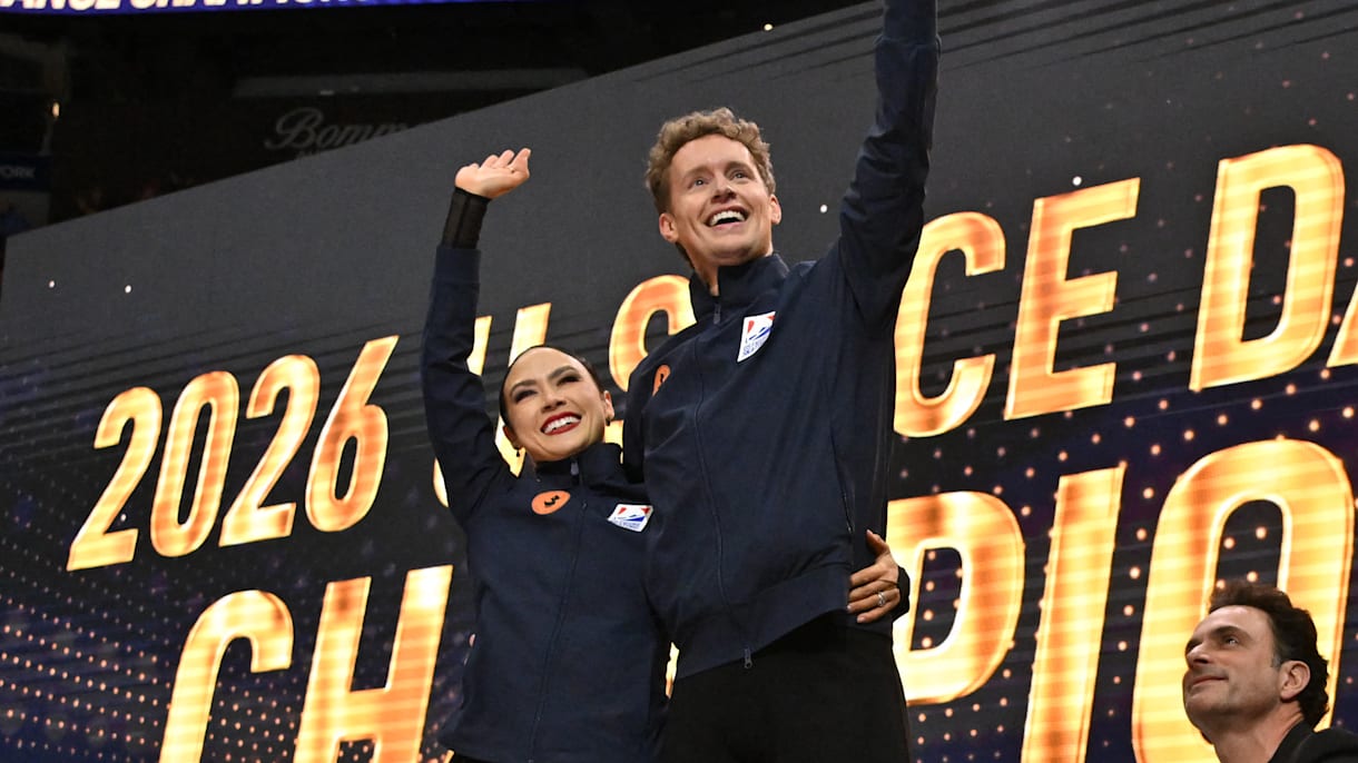 Madison Chock and Evan Bates win record seventh ice dance title at the U.S.  Championships