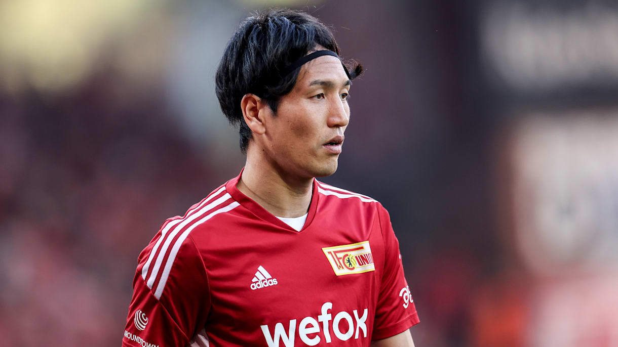 【加入ファーストモデル】伊藤洋輝 ＃３７ シュトゥットガルト ２１／２２（H） 加入ファーストモデル】伊藤洋輝 ＃37 シュトゥットガルト