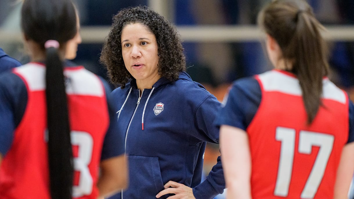 Basketball: Kara Lawson sets the tone for Team USA's next era: “The  intensity has to be the foundation”