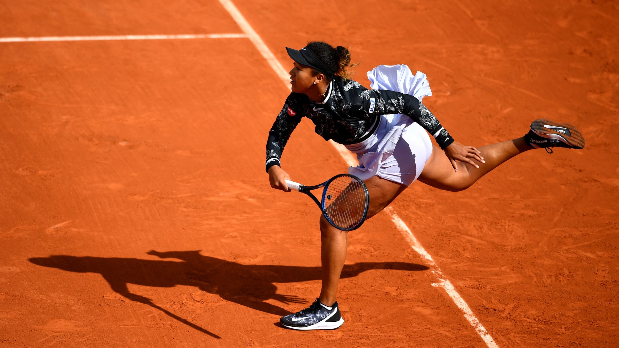テニス・全仏オープン：大坂なおみは窮地からの逆転勝利で1回戦突破