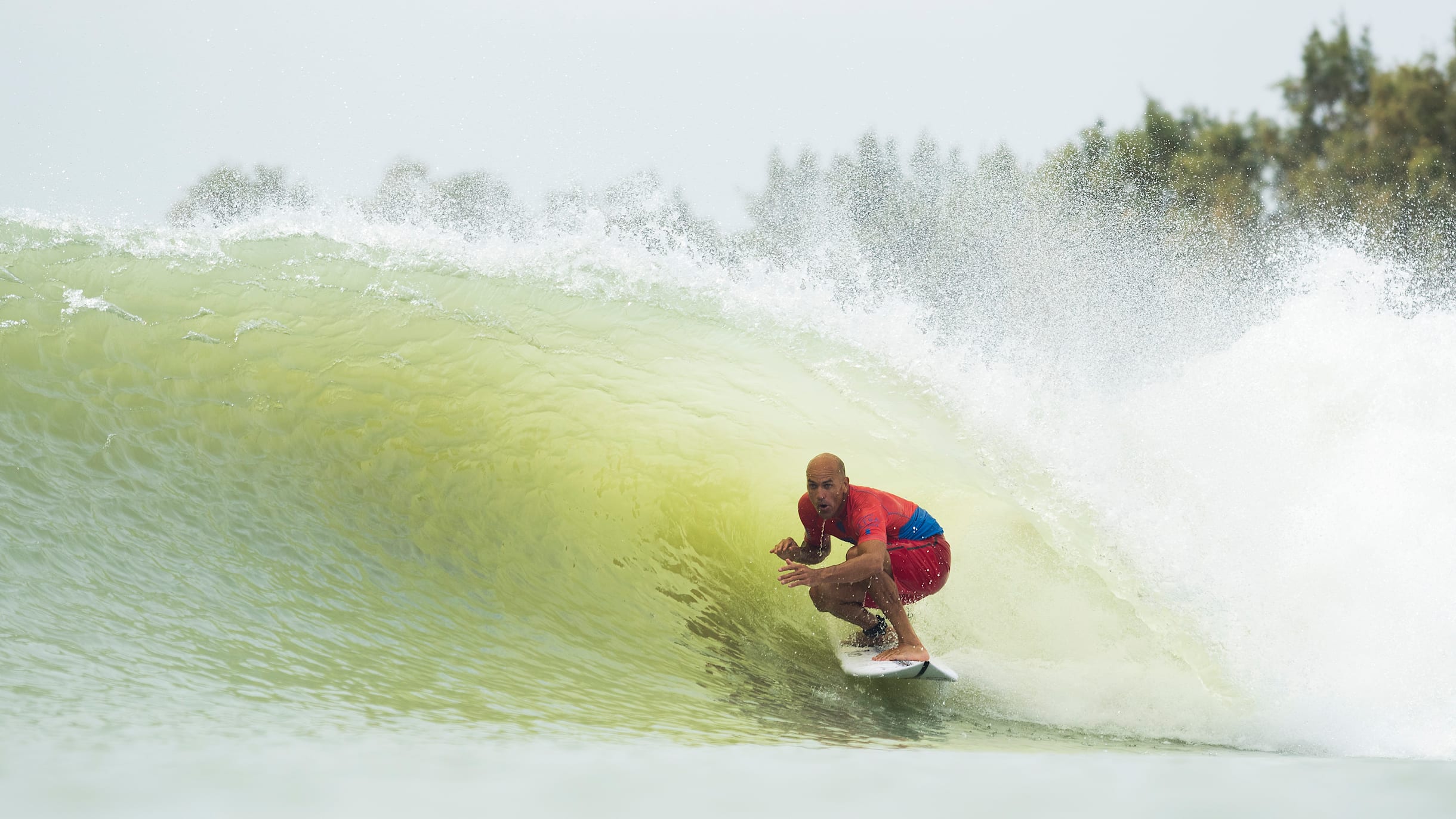 Kelly slater deals artificial wave