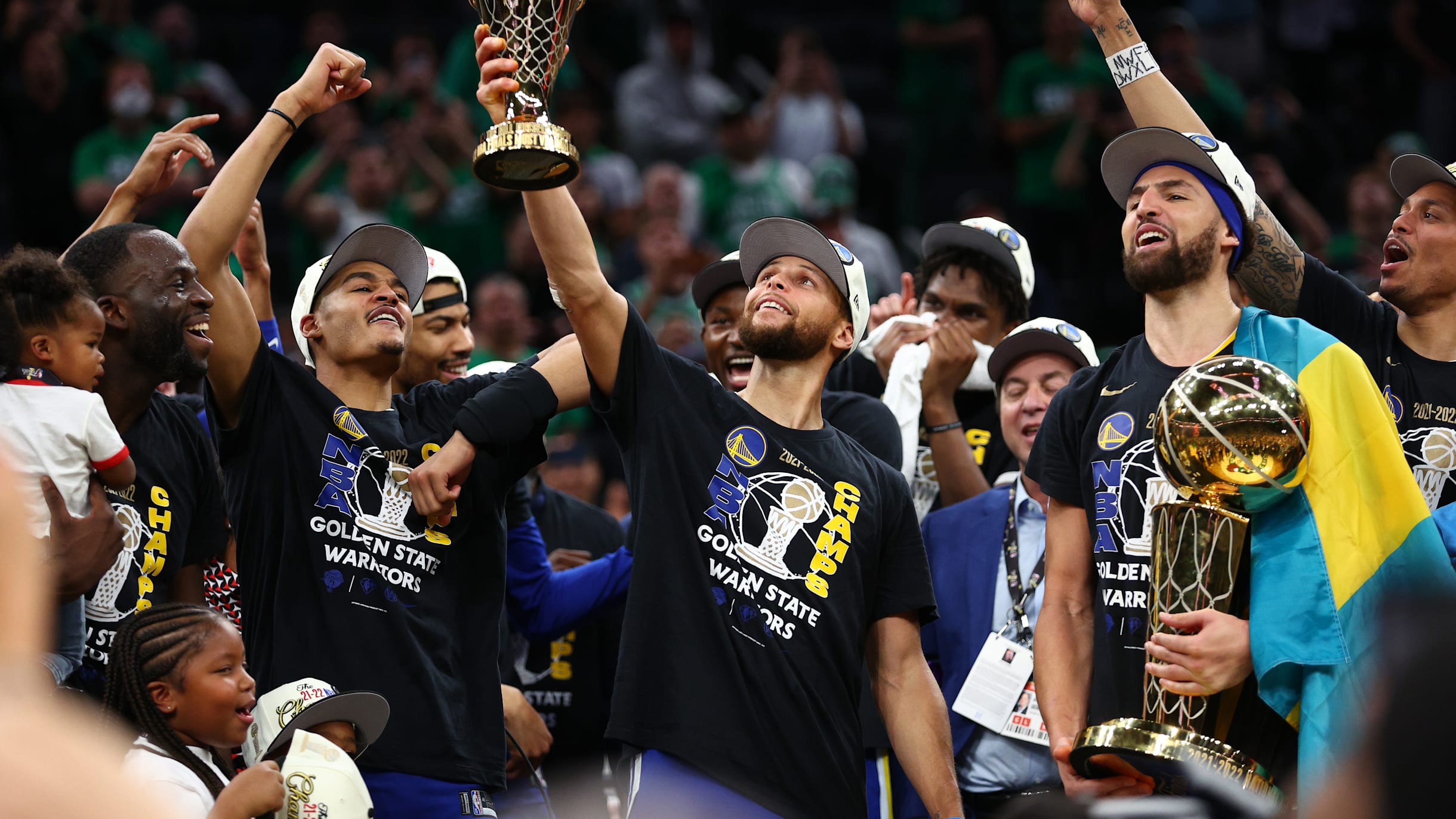 Golden State Warriors 2022 NBA Finals Champions Repeat T-Shirt - T