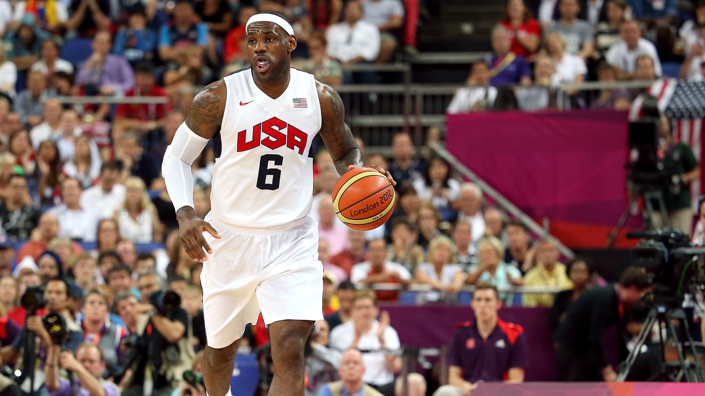 LeBron James reportedly 'ready to commit' to USA Basketball for 2024 Paris  Games