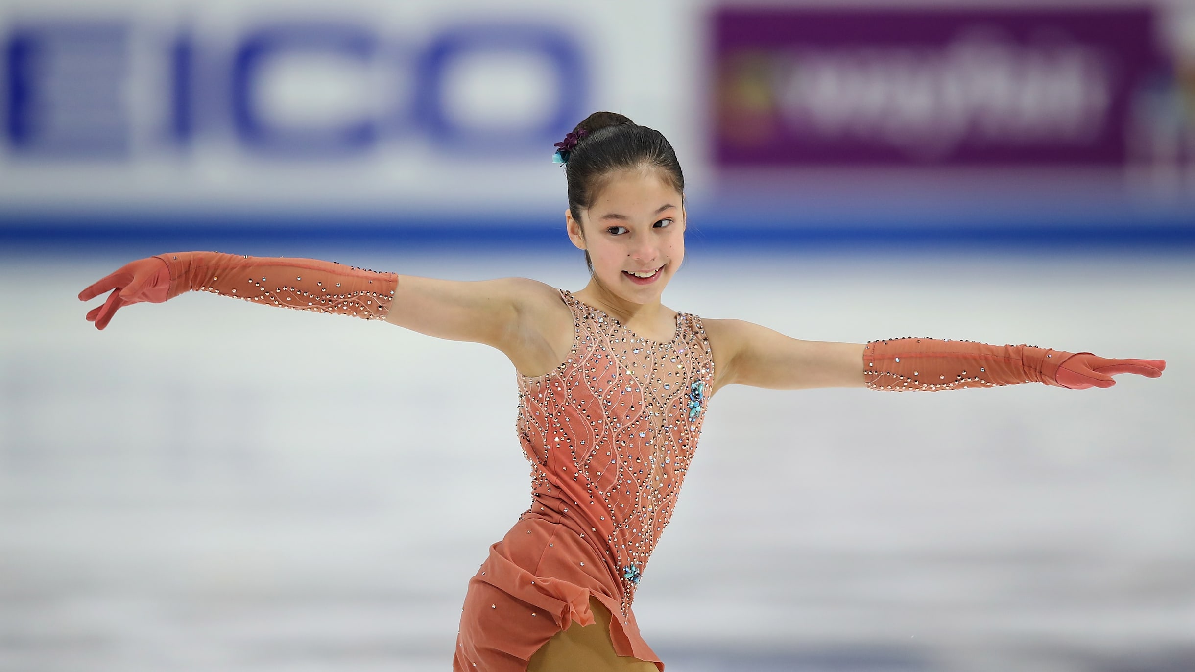 Who is Alysa Liu? U.S. figure skating champion starts her first junior  Grand Prix season