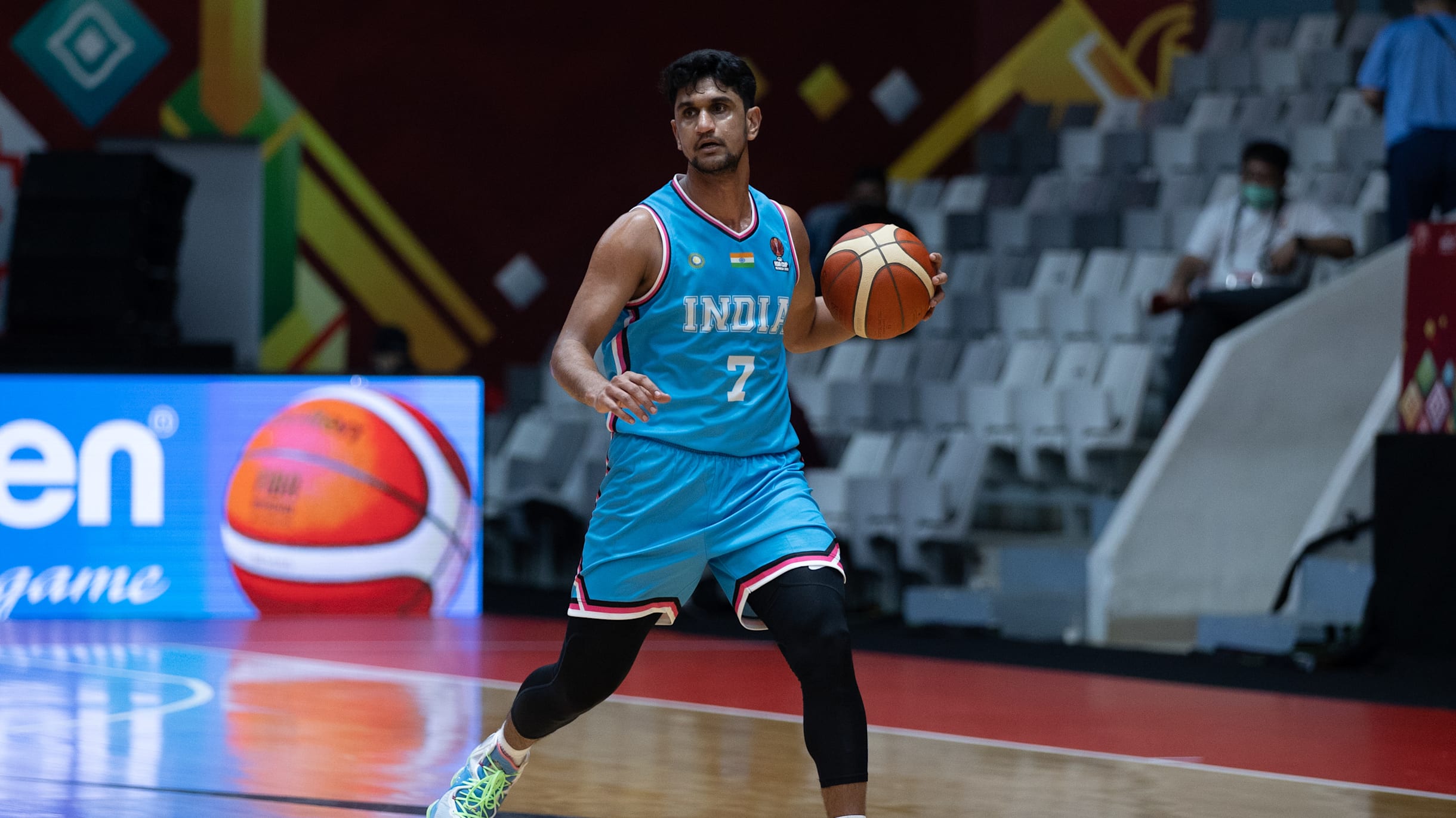 India deals basketball team