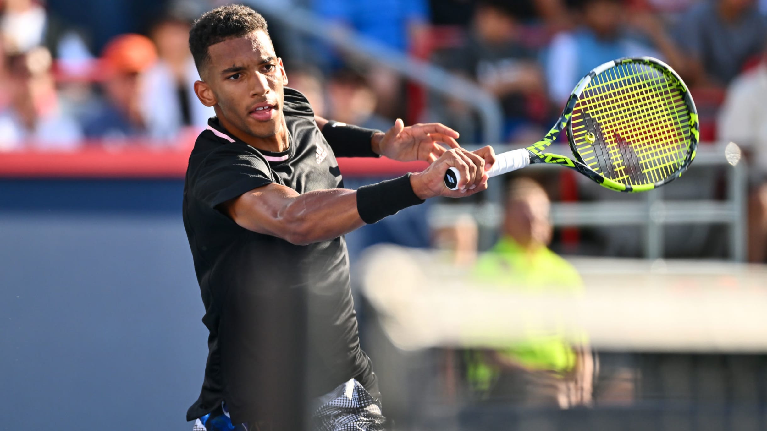 【直筆サイン入り】オジェ・アリアシム選手他　キャップ 直筆サイン入り】オジェ・アリアシム選手他 キャップ HATTRICK（ハット