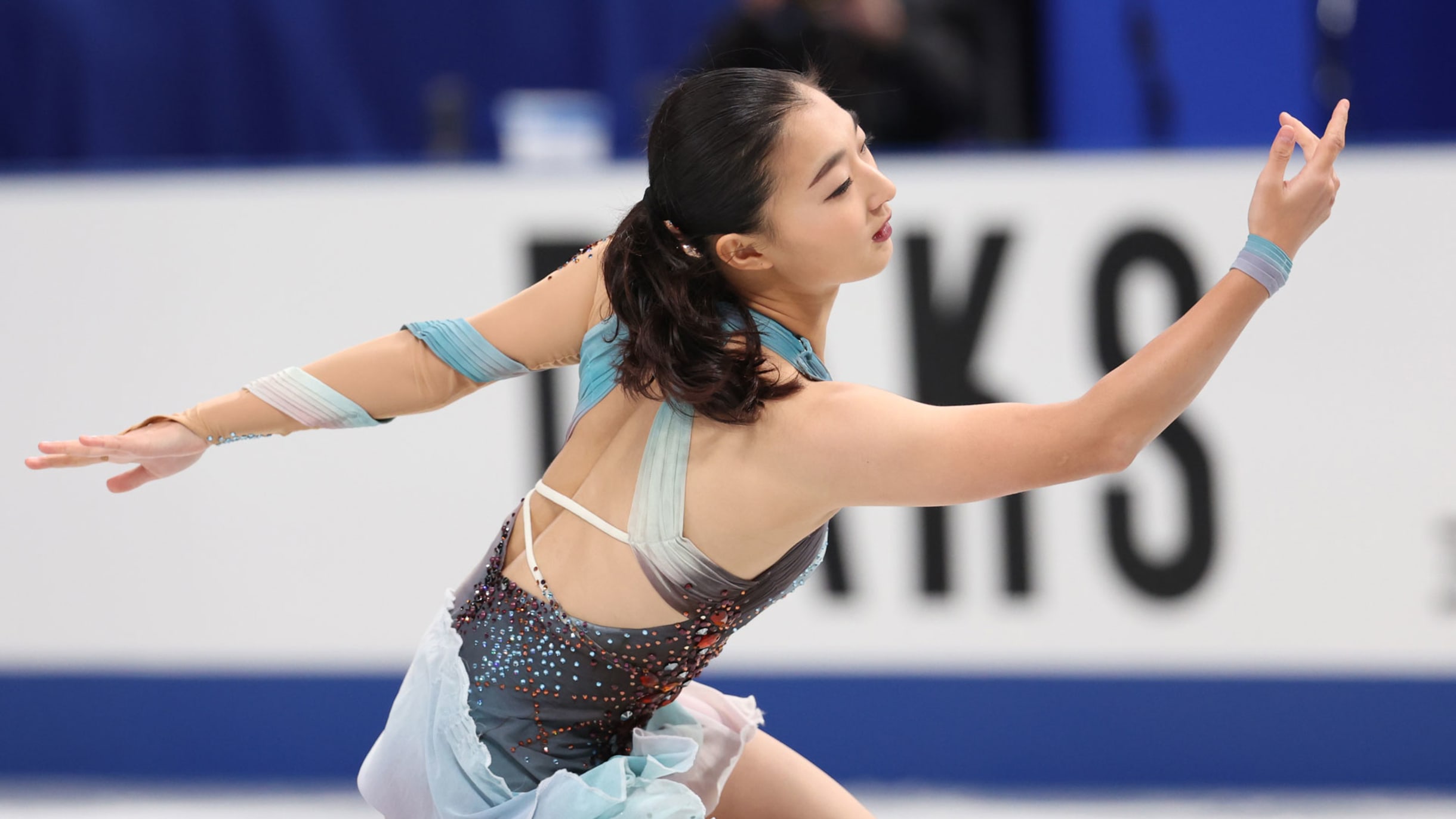 フィギュアスケート】全日本選手権・女子シングル｜表彰台に上った坂本花織、樋口新葉、河辺愛菜が北京五輪日本代表をつかみ取る