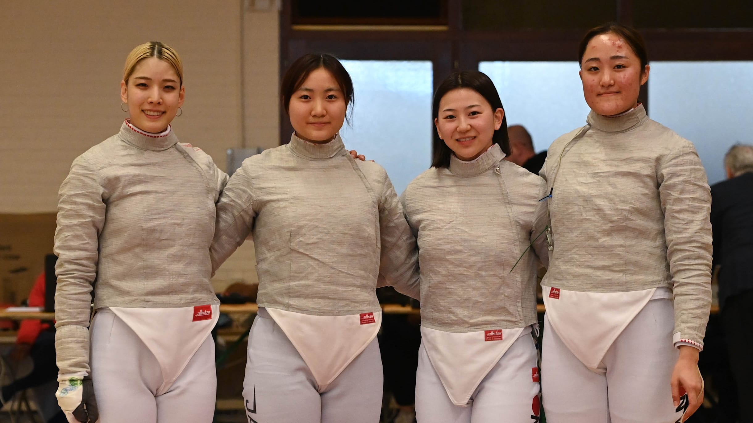 フェンシング女子サーブル日本代表チームがパリ2024出場内定