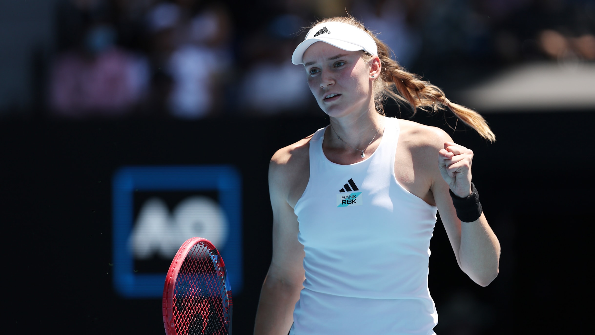 エレナ・リバキナがイガ・シフィオンテク撃破｜全豪OPテニス2023第7日