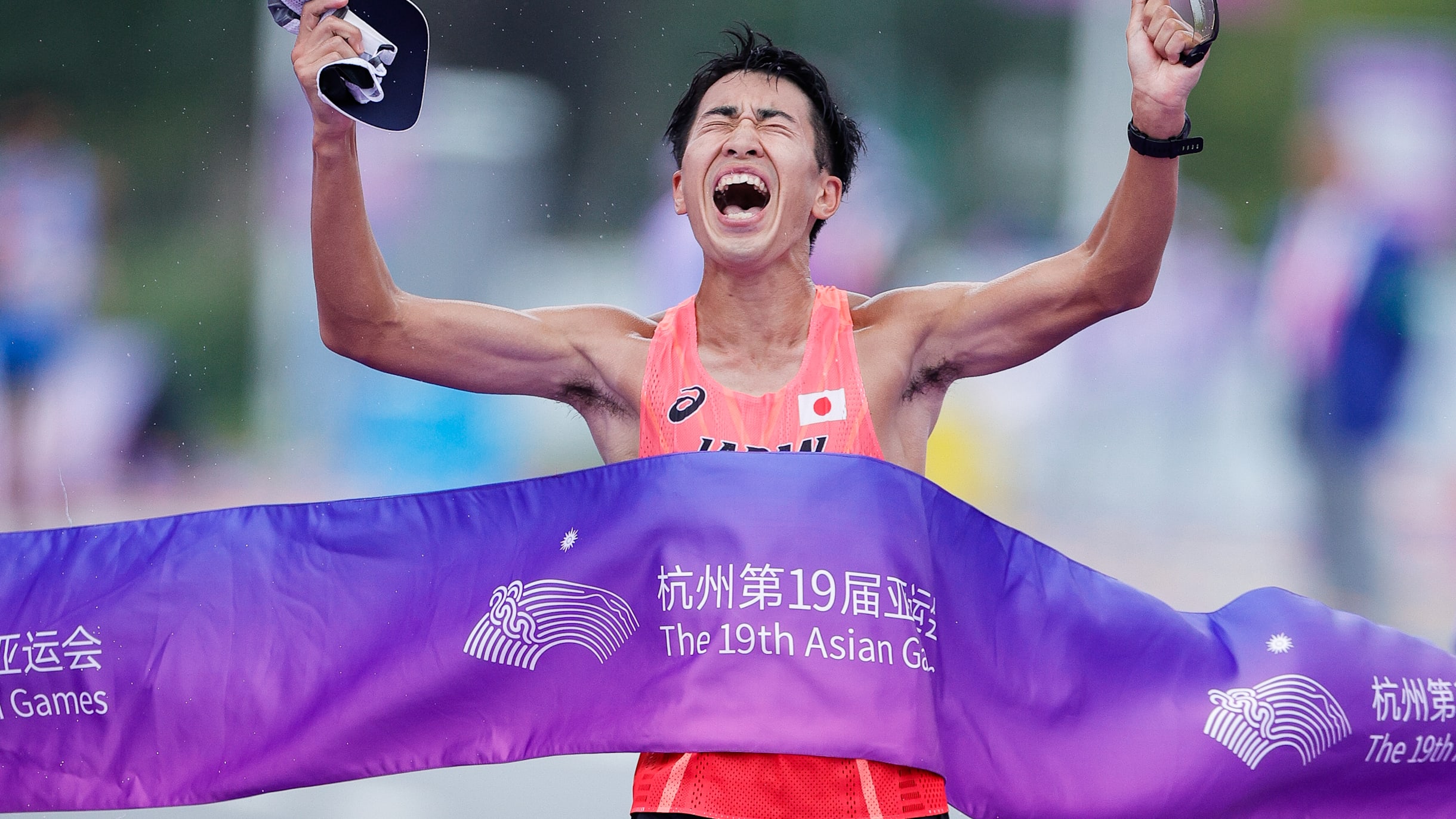 日本チーム、混合35km競歩で銀メダル獲得／アジア競技大会2022杭州 