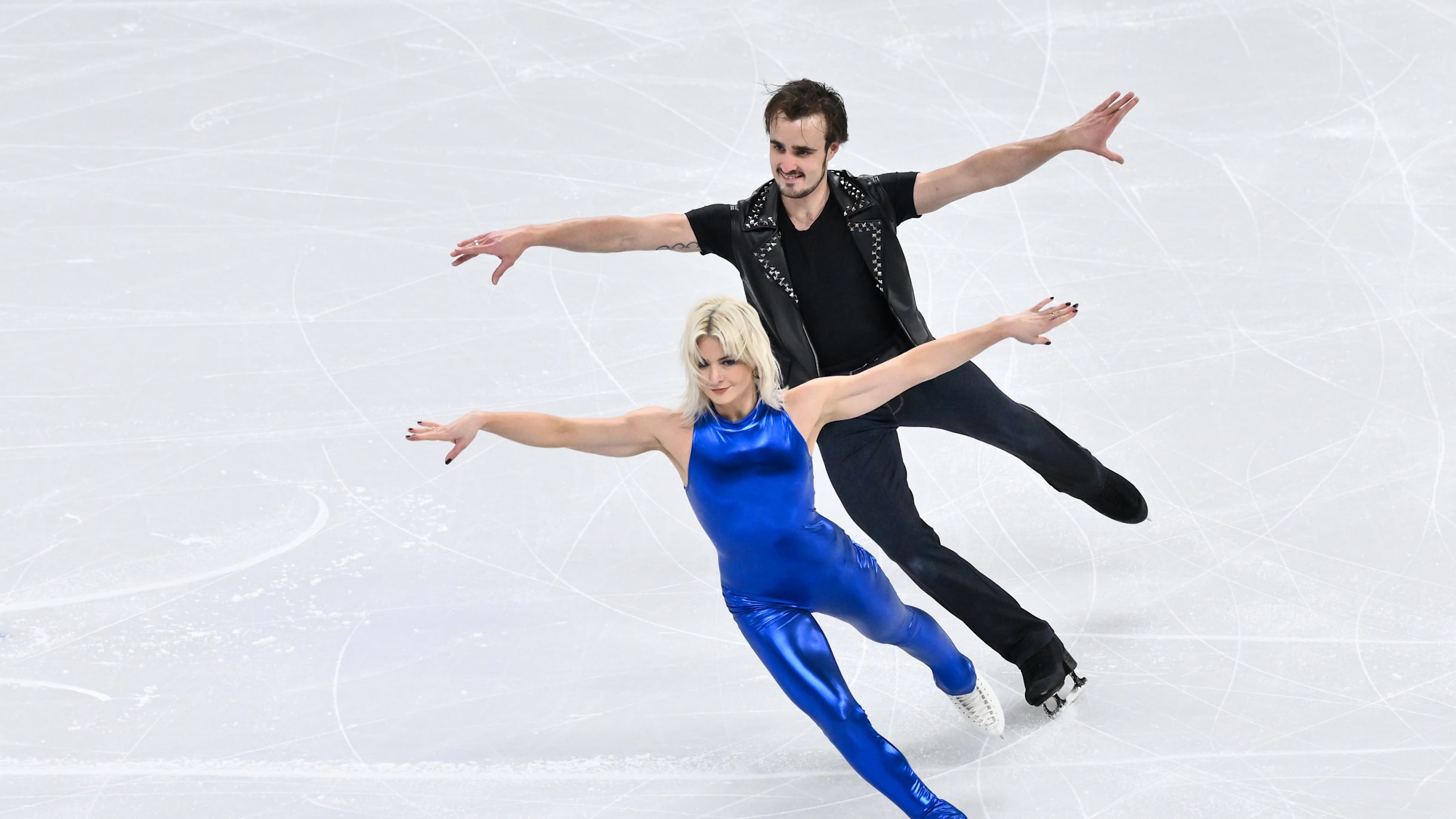 Ice dance veterans Olivia Smart, Tim Dieck are a new duo for Spain