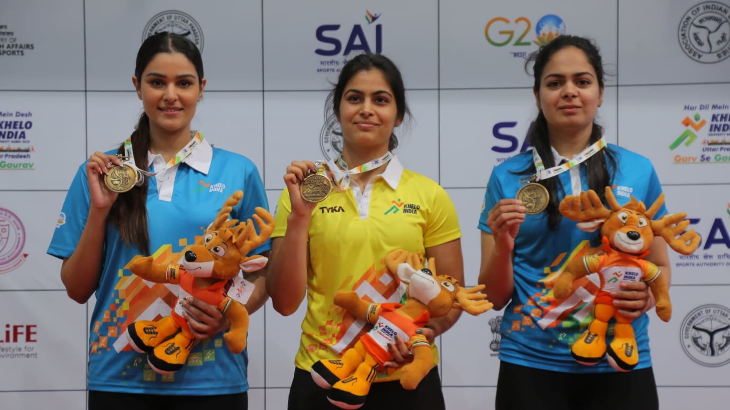 SL girl's sports & school personalities