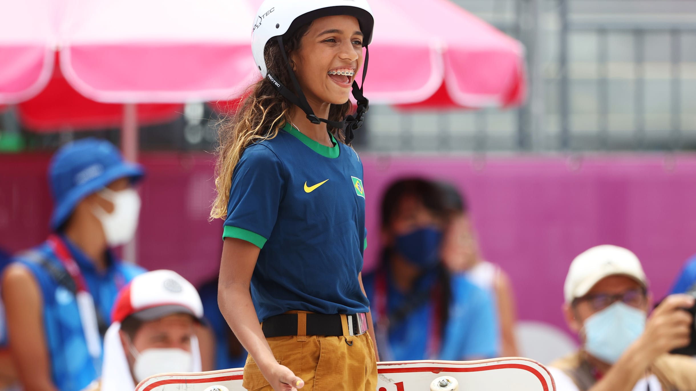 Rayssa Leal: Olympic medallist prefers own name over 'skateboard