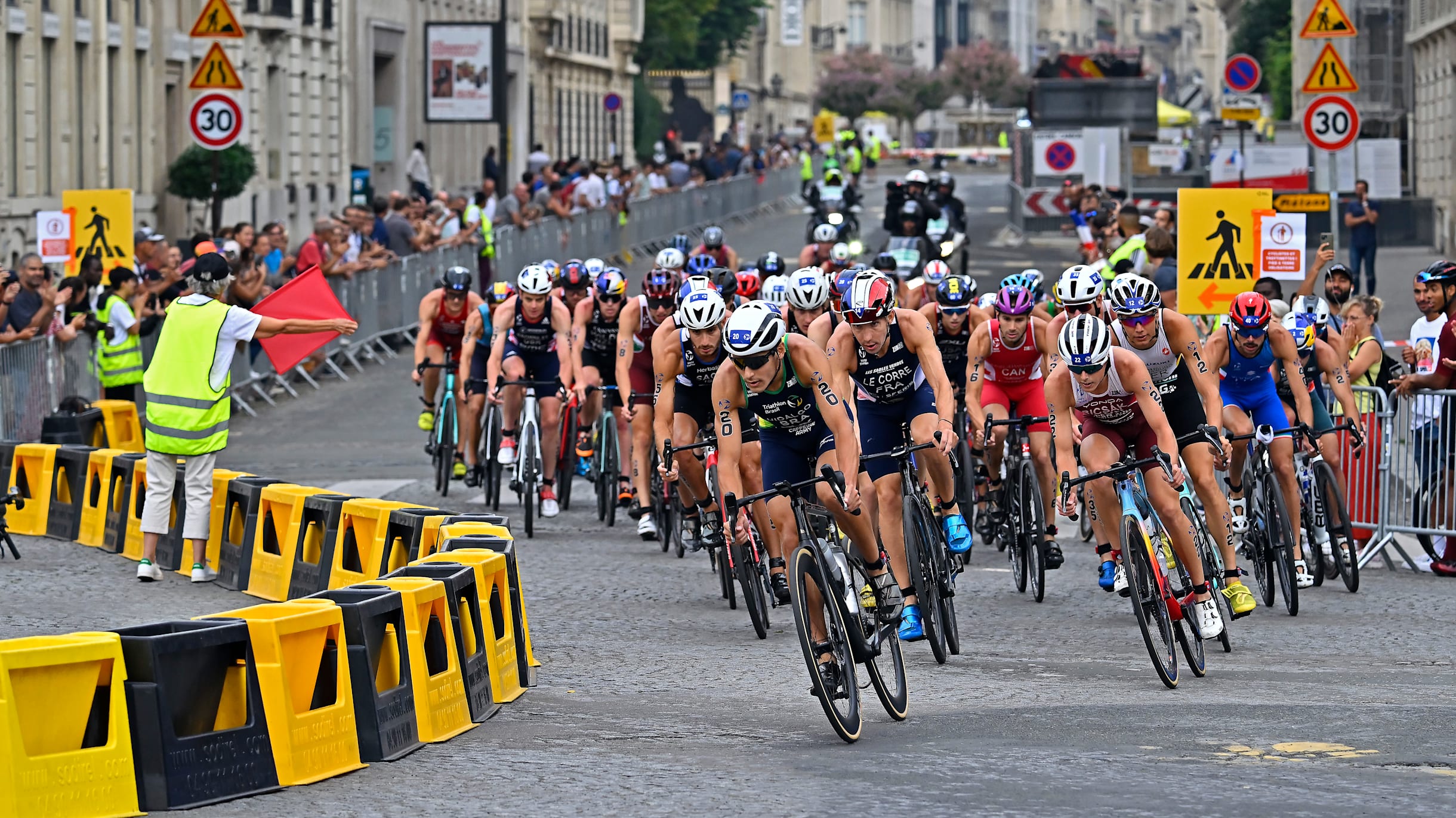 2023 World Triathlon Championship Finals Preview schedule stars