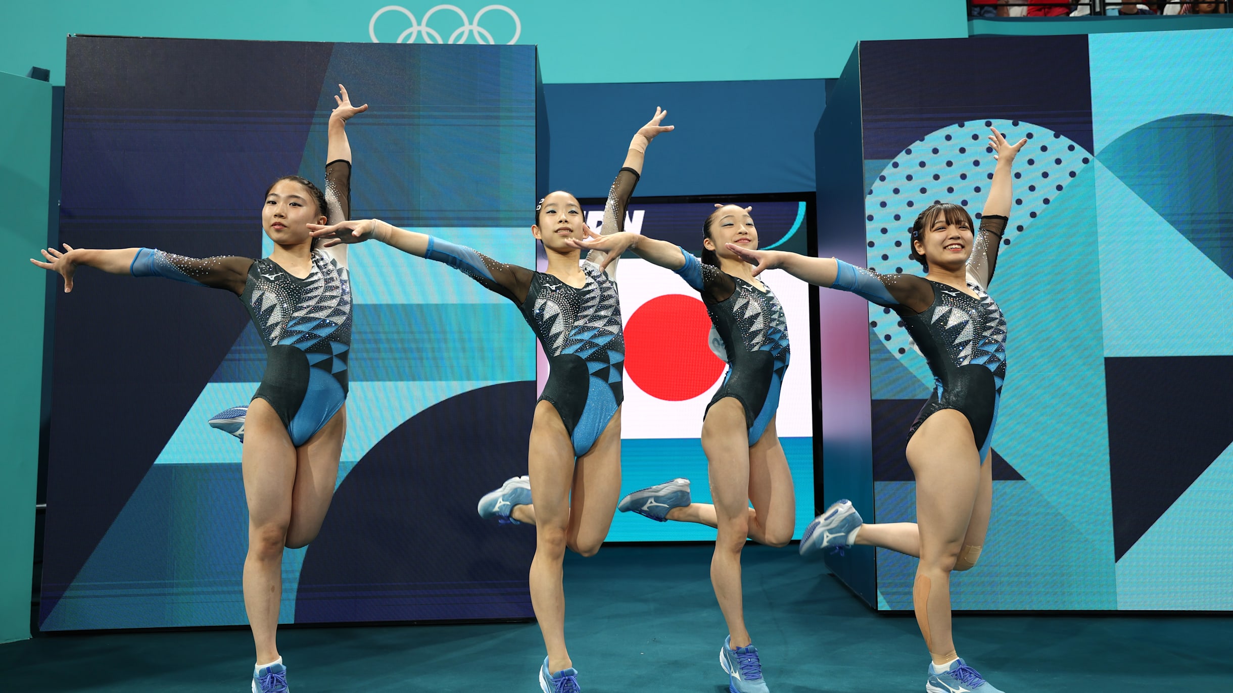 2019年NHK杯体操 日本女子選手画像集　約8700枚 体操NHK杯女子：初優勝を狙う岸里奈と10年ぶり返り咲きを期す杉原愛子か