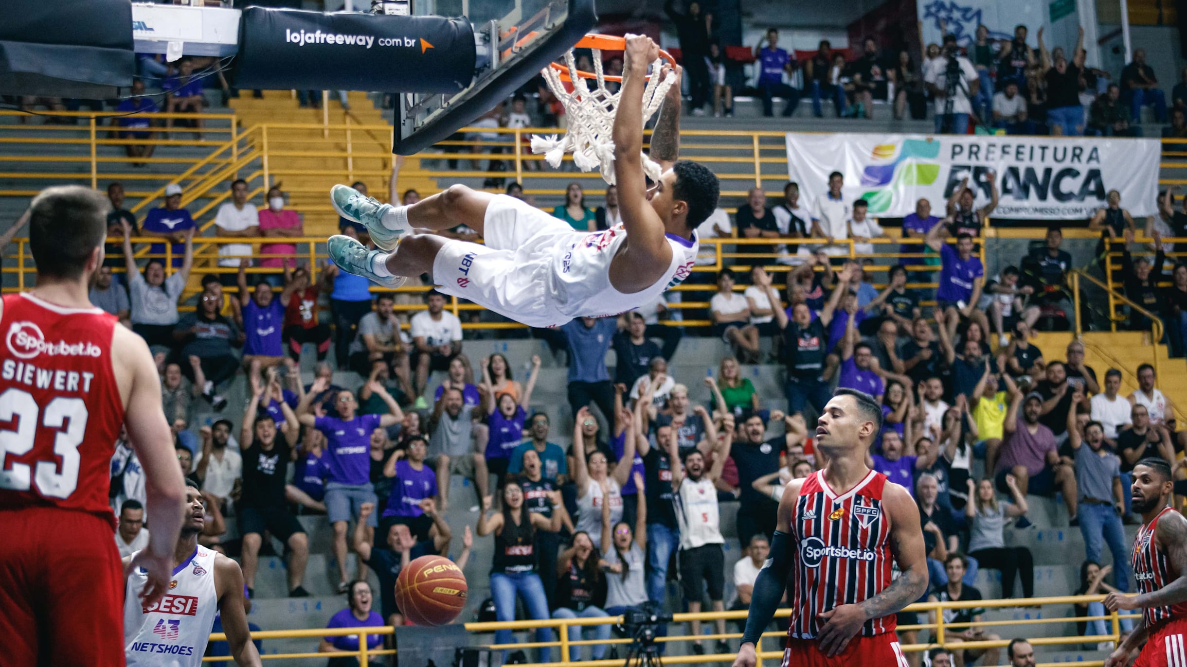 TRANSMISSÃO, São José Basket x Corinthians