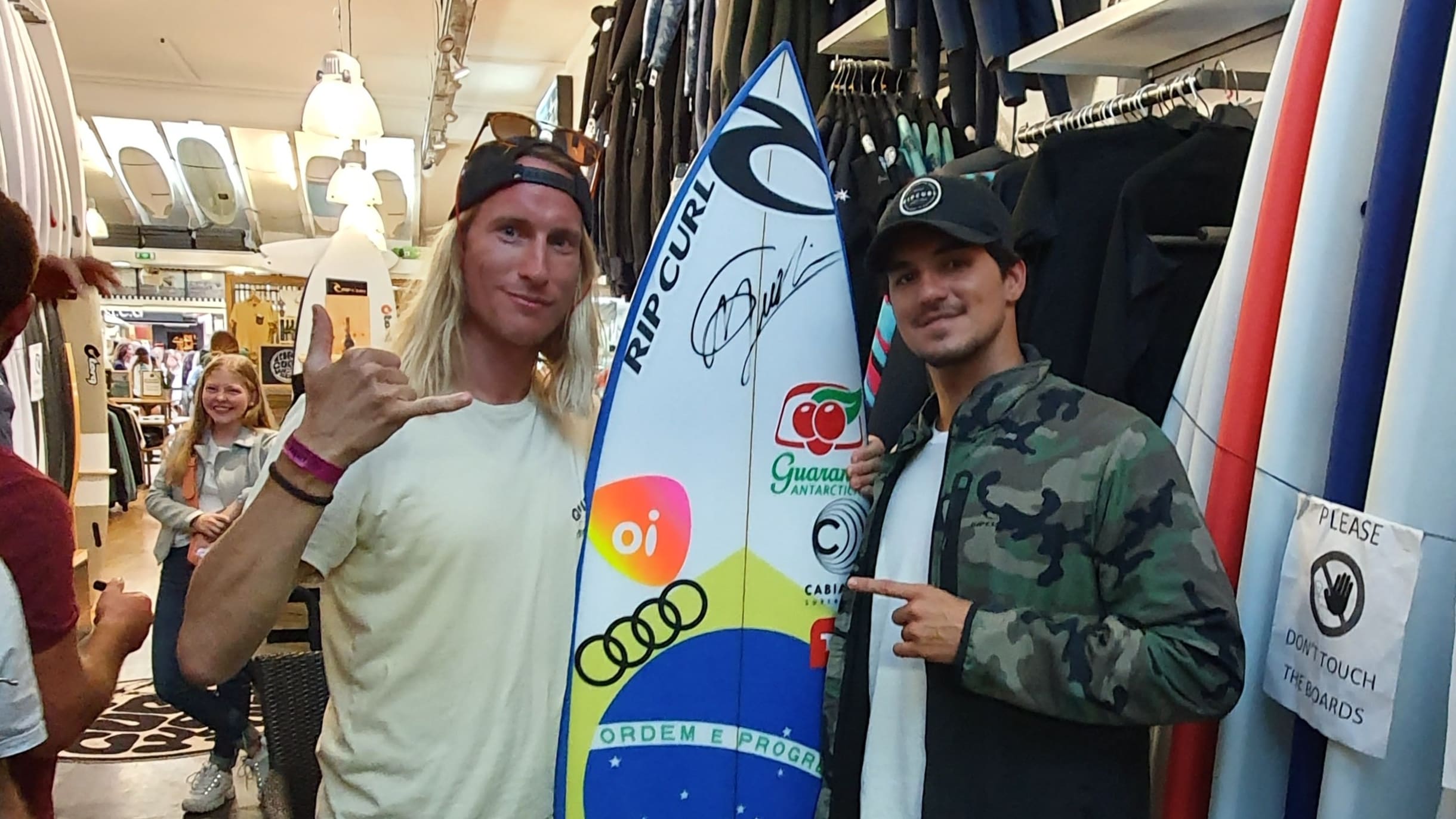 Aleksander Lange: The Polish artist behind Gabriel Medina's