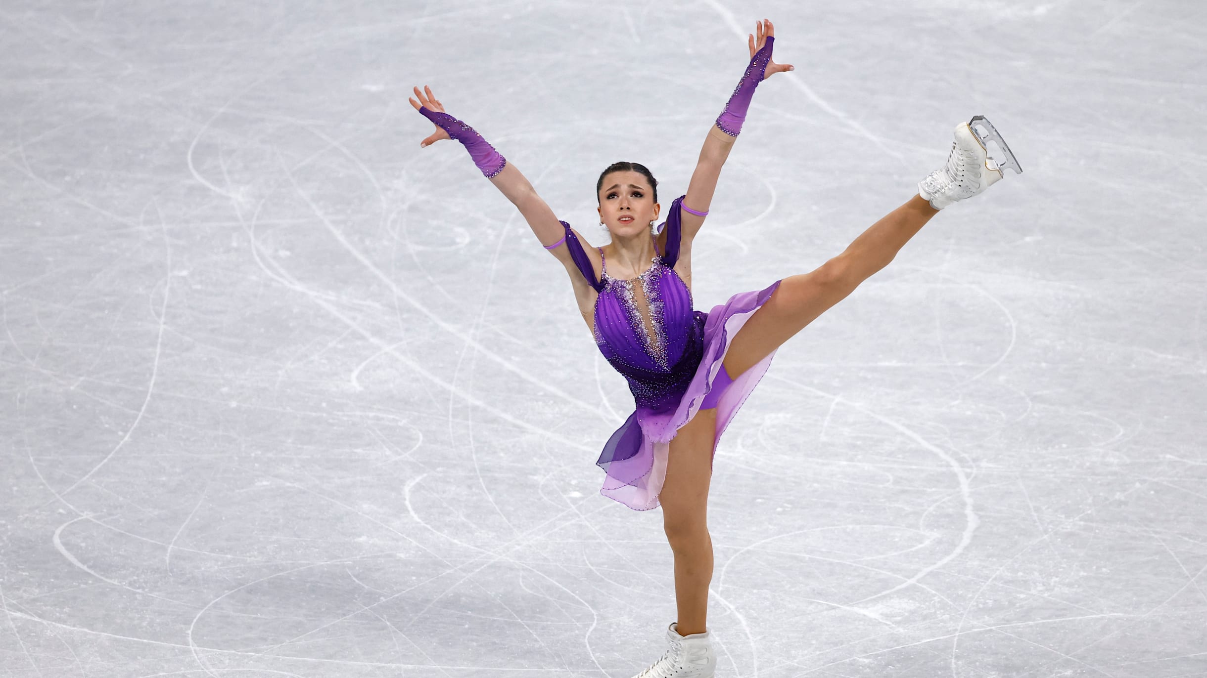 Ками́ла Вали́ева  leg Пекин-2022 | Камила Валиева: «Хочу получить удовольствие от каждого момента  на Олимпиаде»