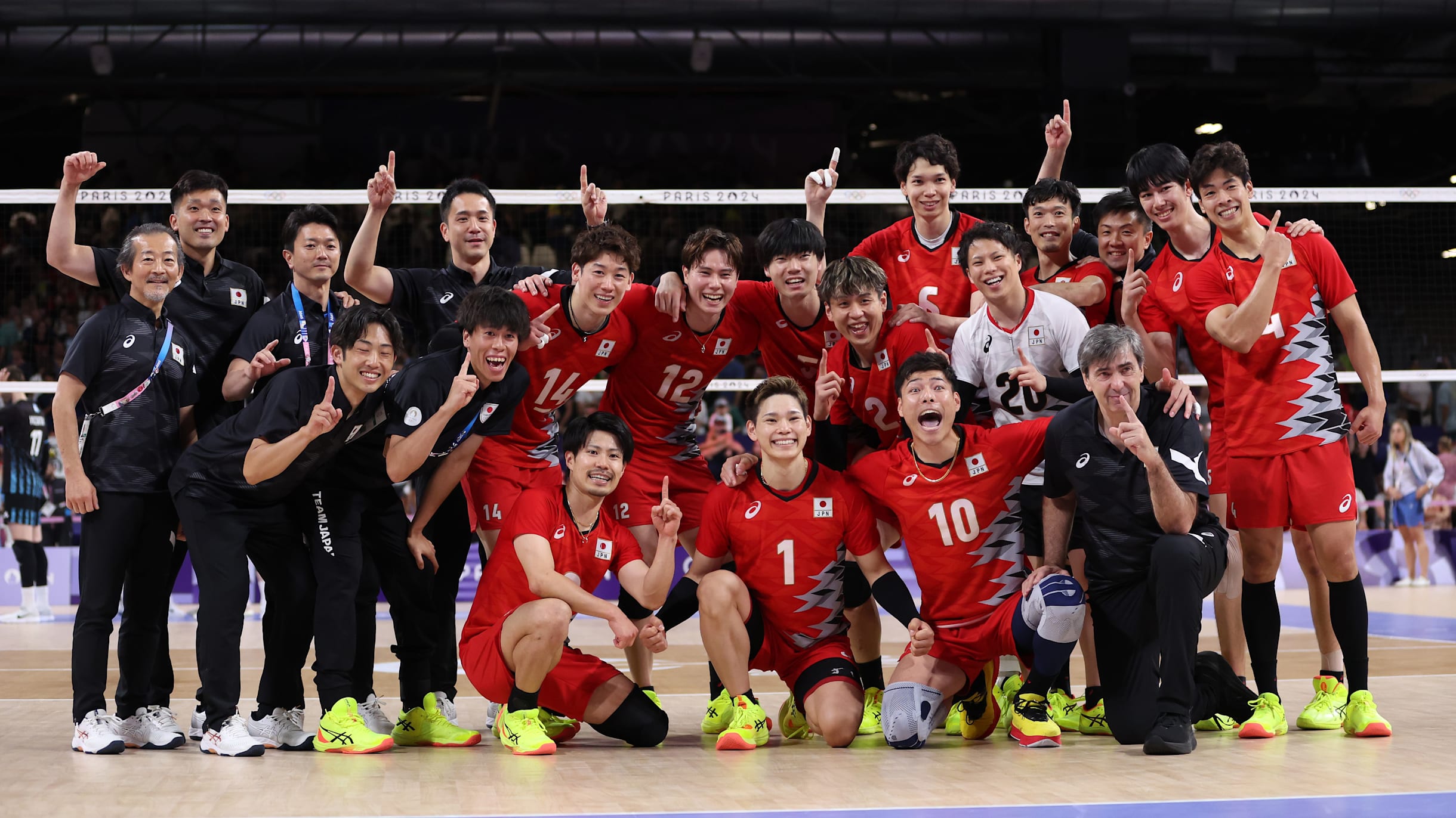 2016 リオオリンピック バレーボール日本代表 記念皿 Men's All Japan Volleyball Autograph Tokyo Olympics Ran