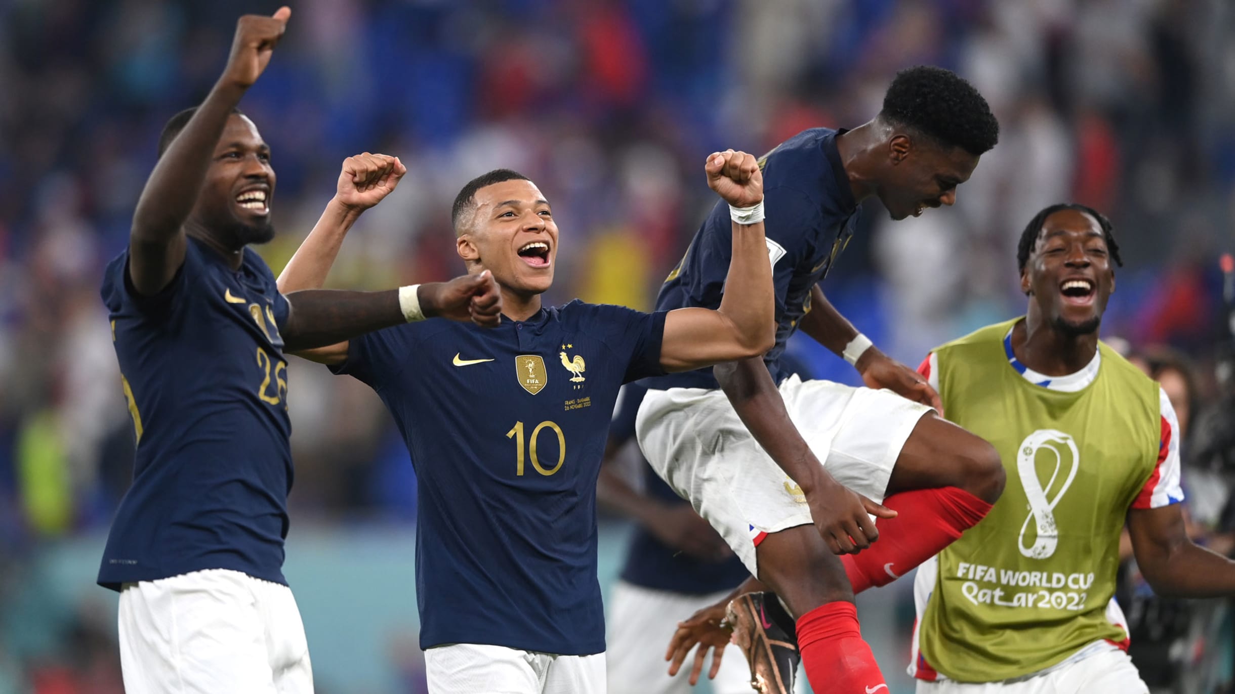 前回王者フランスが一番乗りで16強…豪代表Jリーガーが決勝ゴール