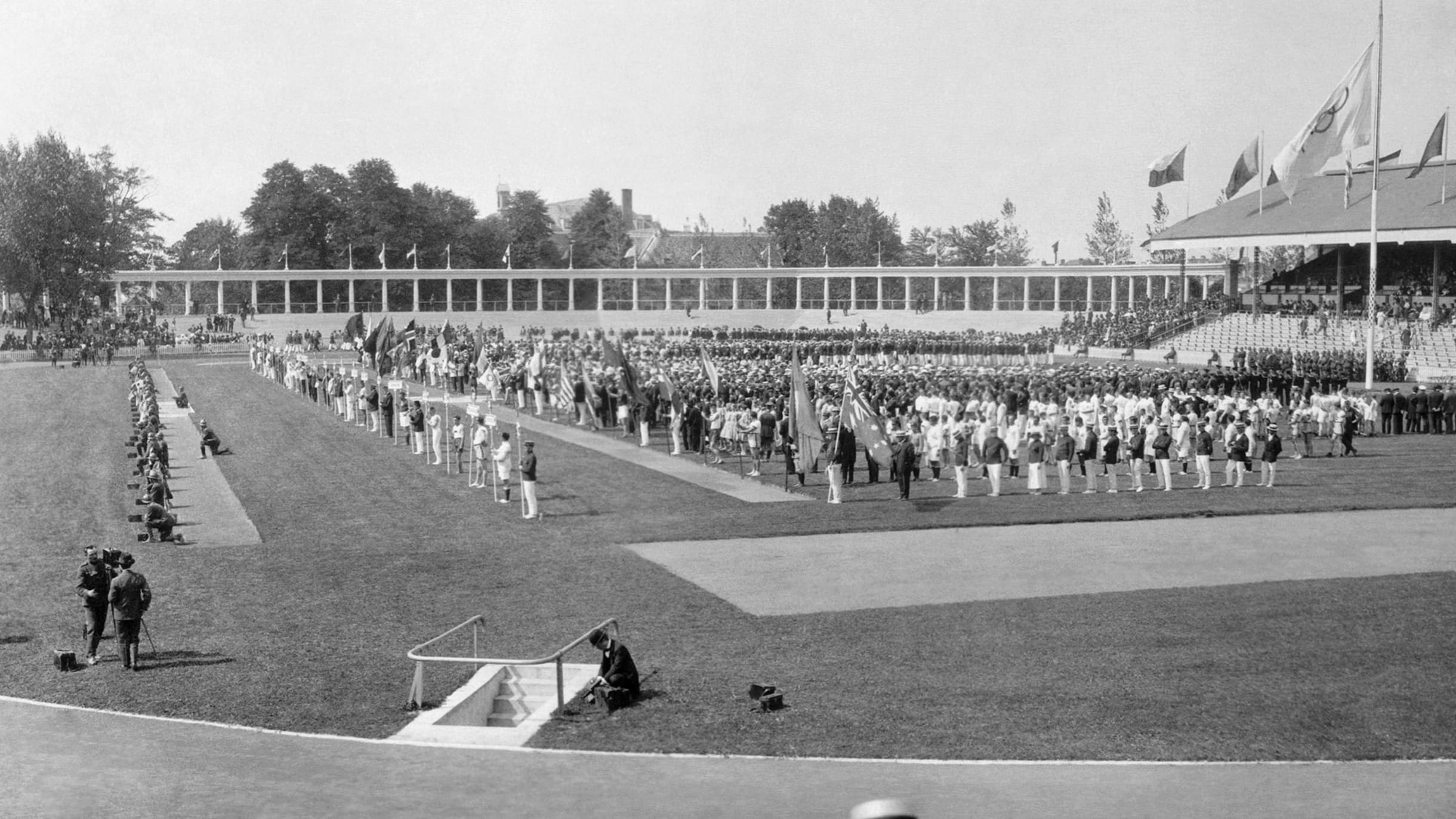 1920-2020, le centenaire des JO d'Anvers : Un drapeau, cinq