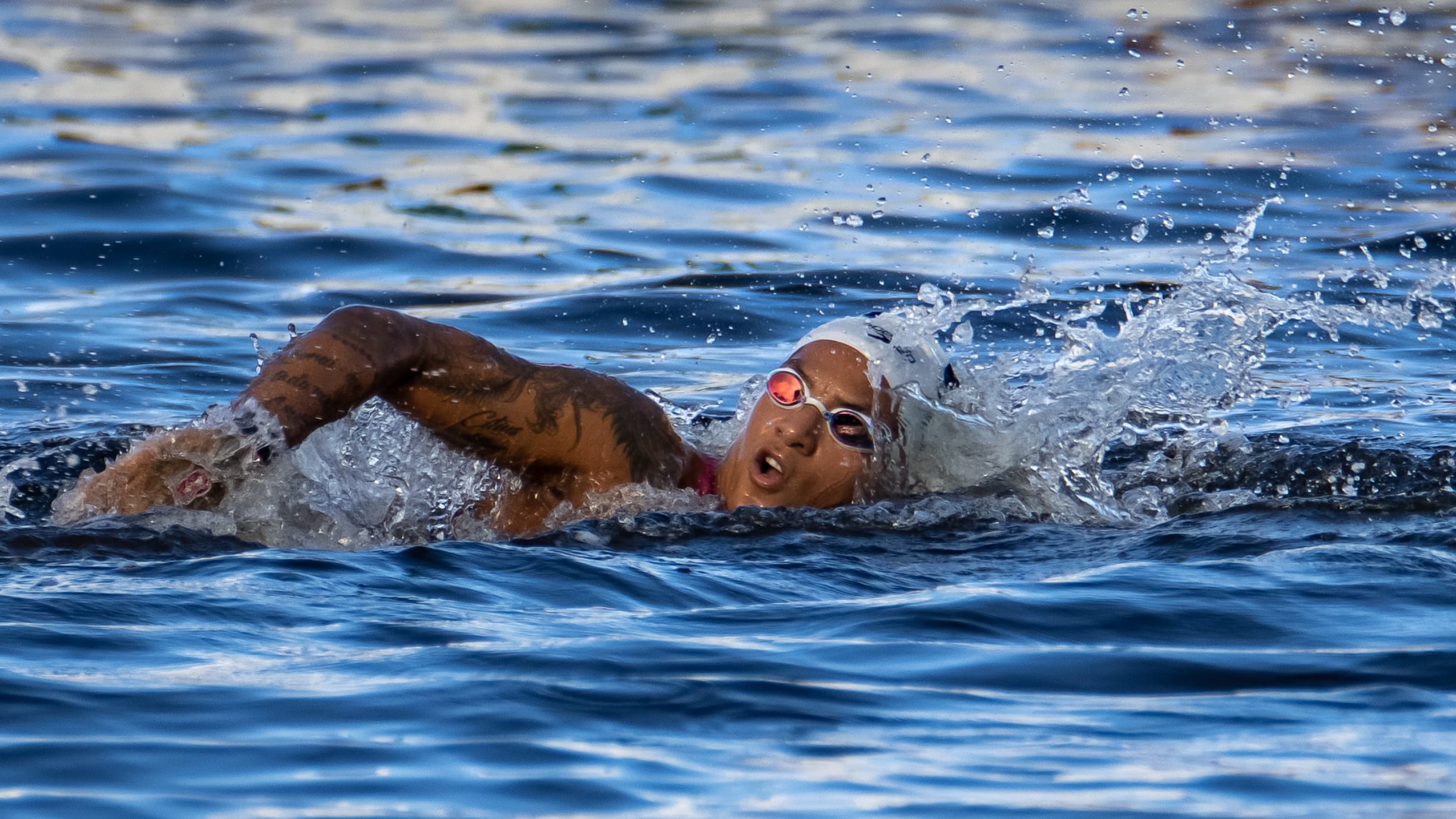 LUIS CARLOS MARTINEZ! El primer hombre centroamericano en llegar a una  final de #Natación Olímpica 🏊\u200d♂️🇬🇹 ¡𝐘 𝐥𝐨 𝐝𝐢𝐨 𝐭𝐨𝐝𝐨! 💪 ￼  #JuegosOlímpicos #Tokyo2020 @COGuatemalteco, image size:2440x1372