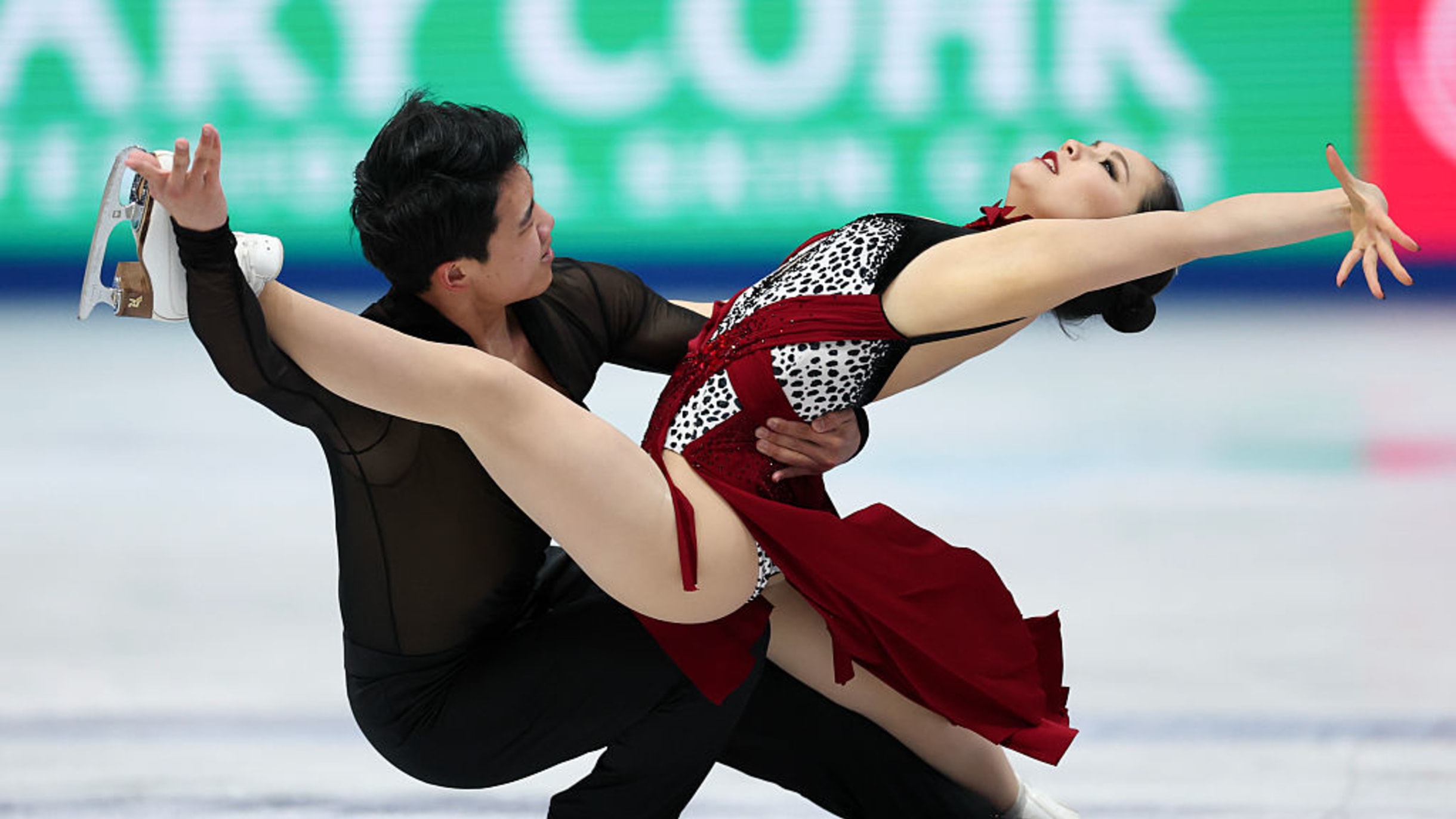 세계피겨선수권 2025: 임해나-권예, 18위로 아이스댄스 톱19 진입 달성