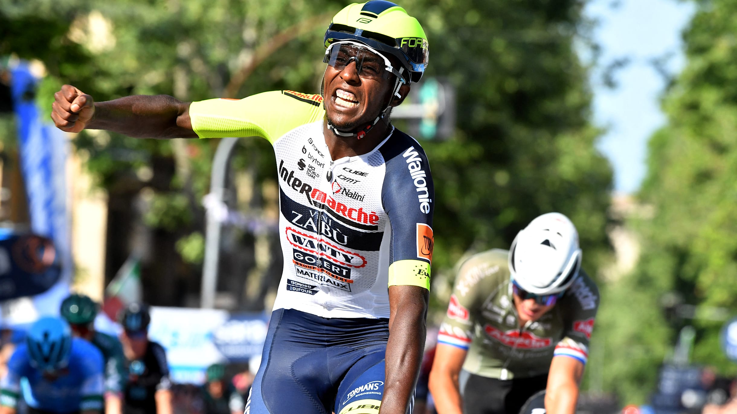 2022 Giro dItalia Biniam Girmay wins stage 10