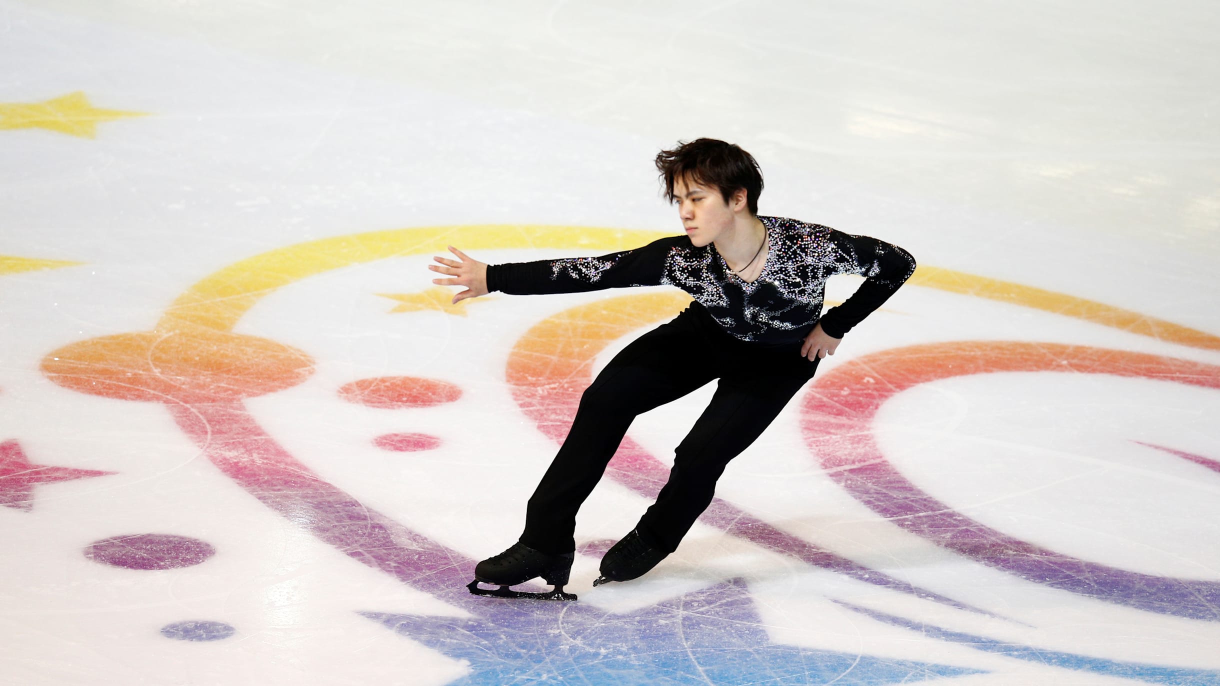 Shoma Uno in second place after short program at Internationaux de France -  The Japan Times