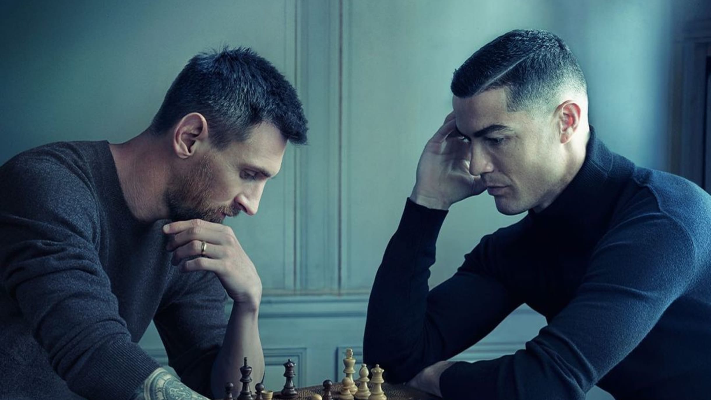 messi and cristiano ronaldo playing chess - Playground