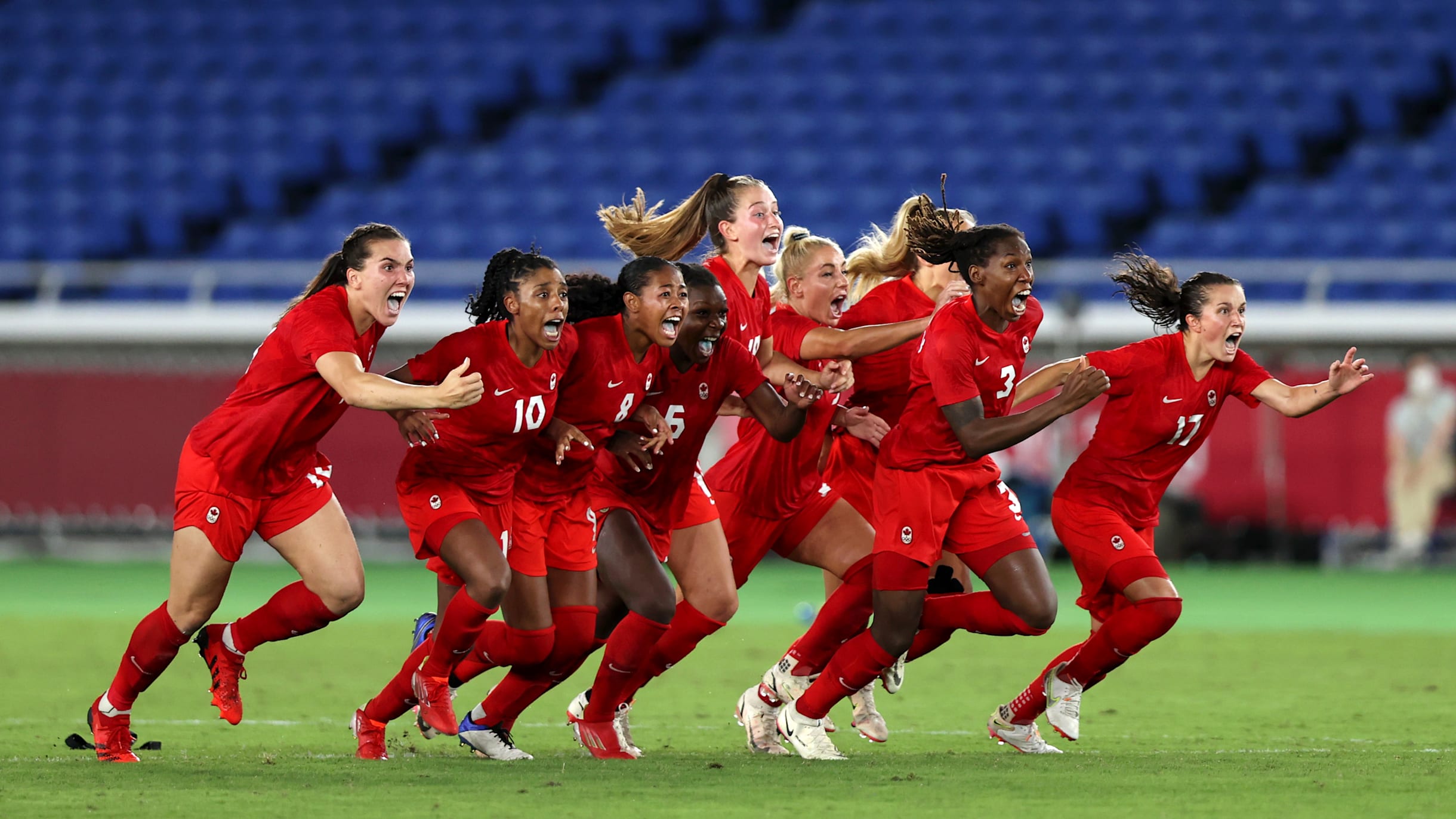 How Women Made Football Fashionable Again