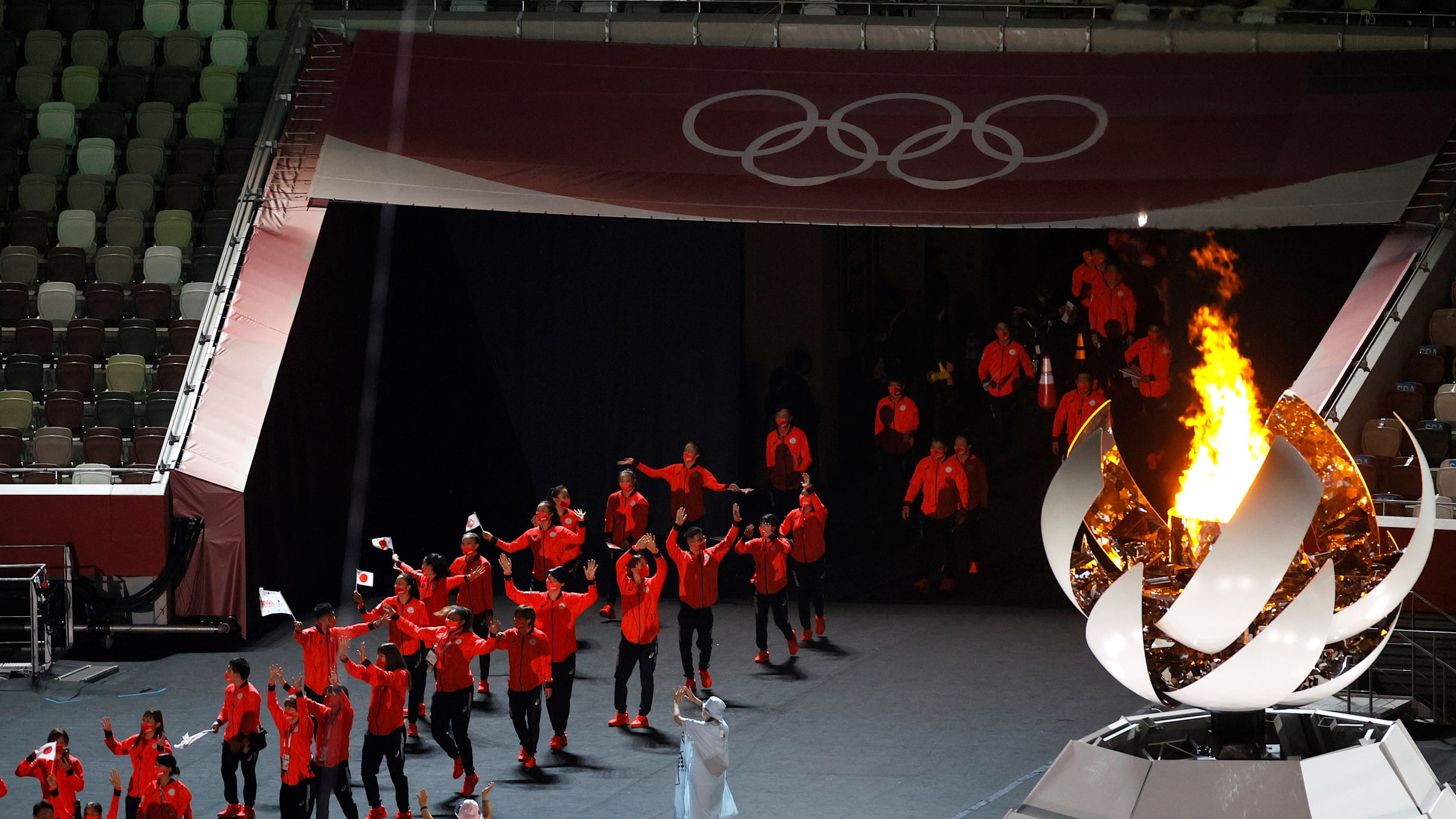 東京五輪閉幕…日本代表選手団は金メダル27個含む史上最多58個のメダル獲得