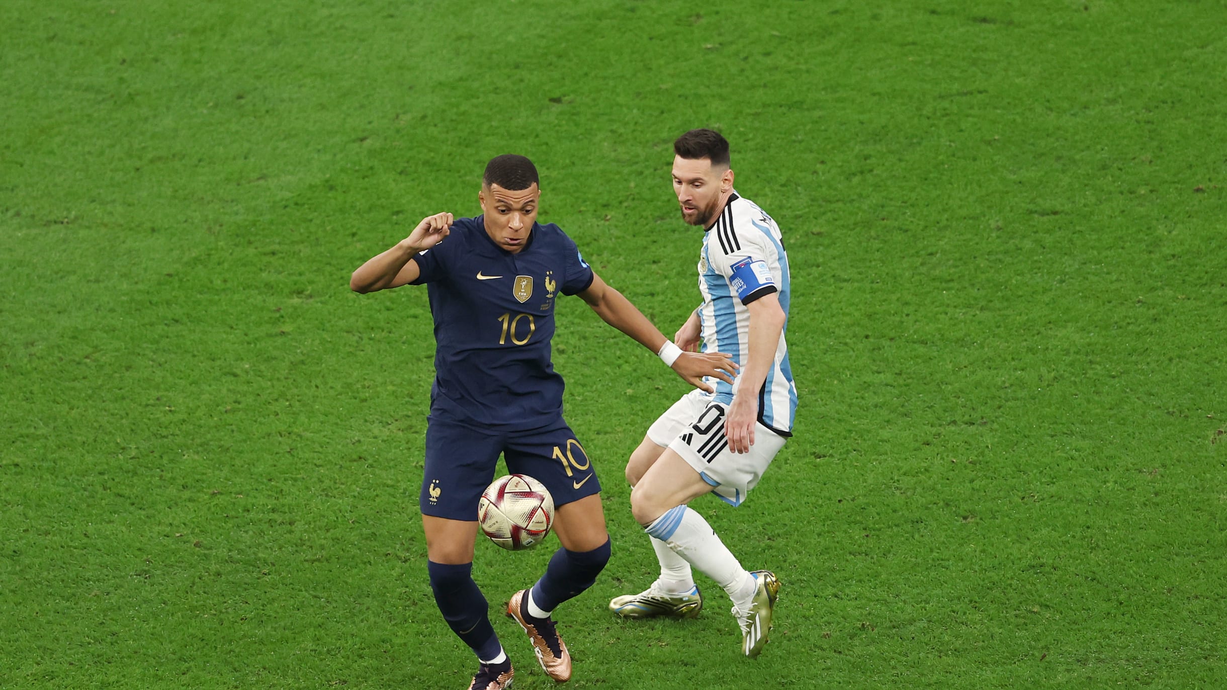 LUSAIL, QATAR - DECEMBER 9: Lionel Messi (c) of Argentina celebrates after  scoring a goal during the FIFA World Cup Qatar 2022 quarter final match  between Netherlands and Argentina on December 09,, image size:2440x1372