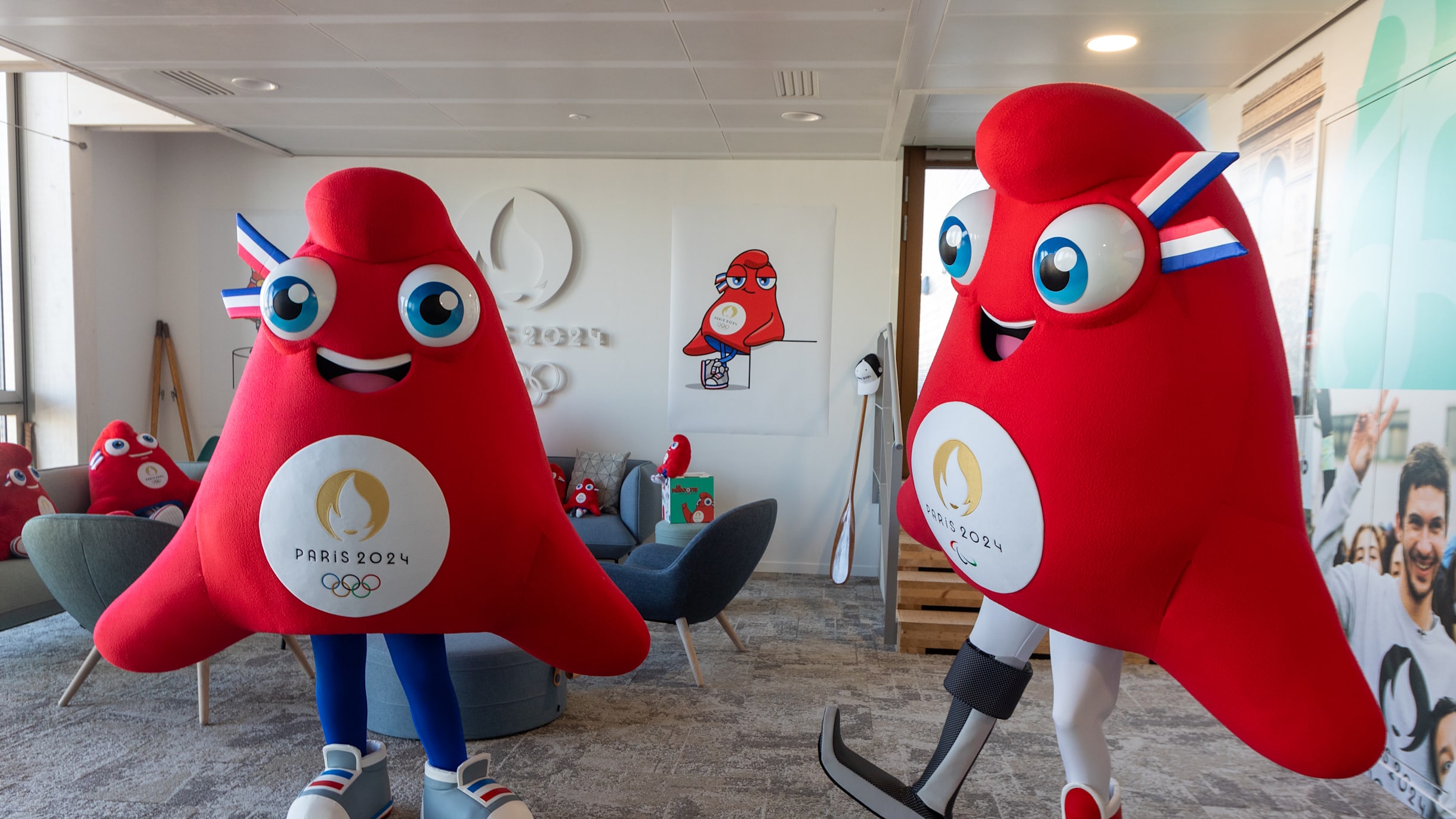 パリ2024オリンピックを現地で楽しむためのフランス語単語100選