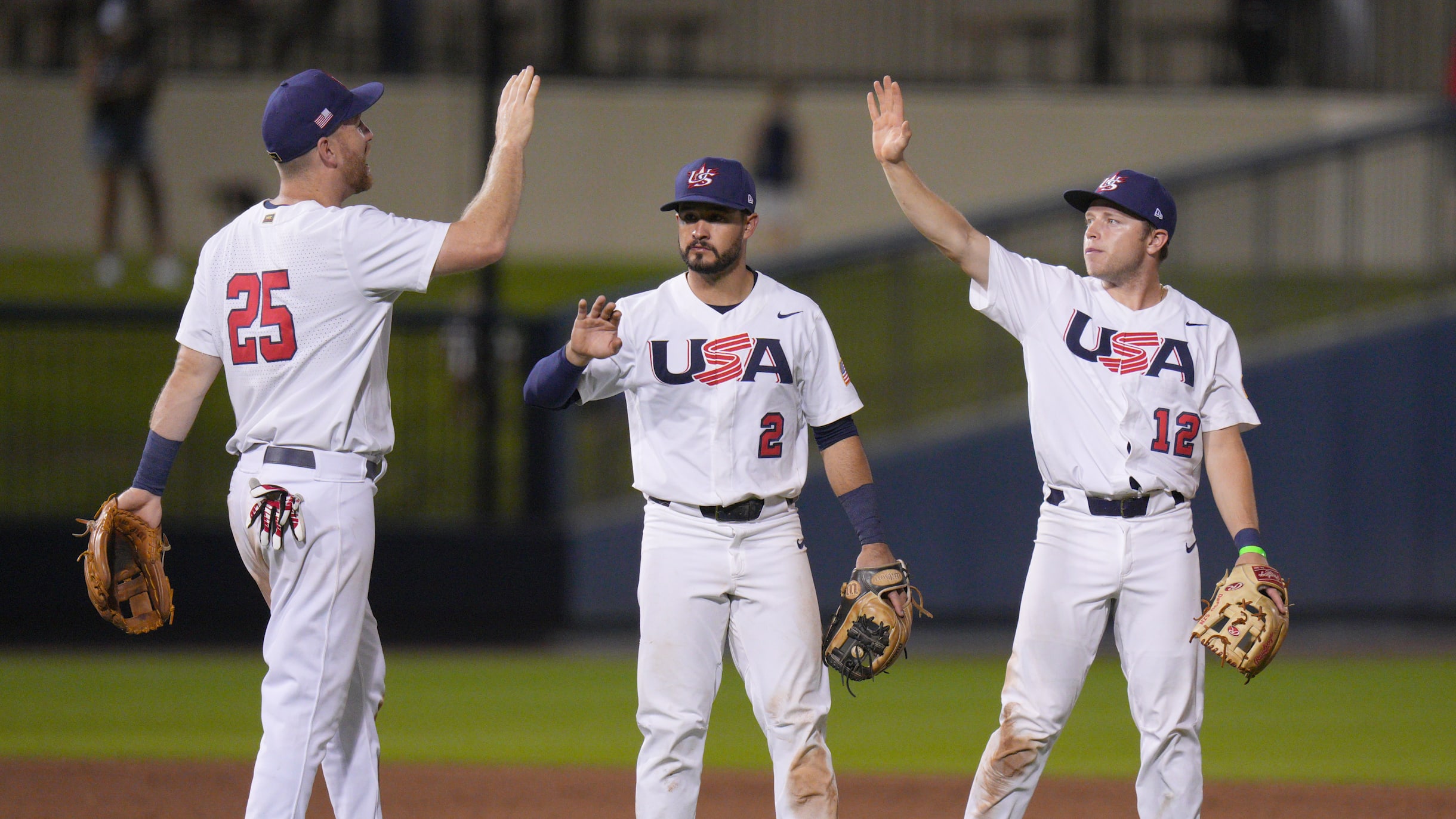 The moment you've been waiting for: We've got arms for #TeamUSA