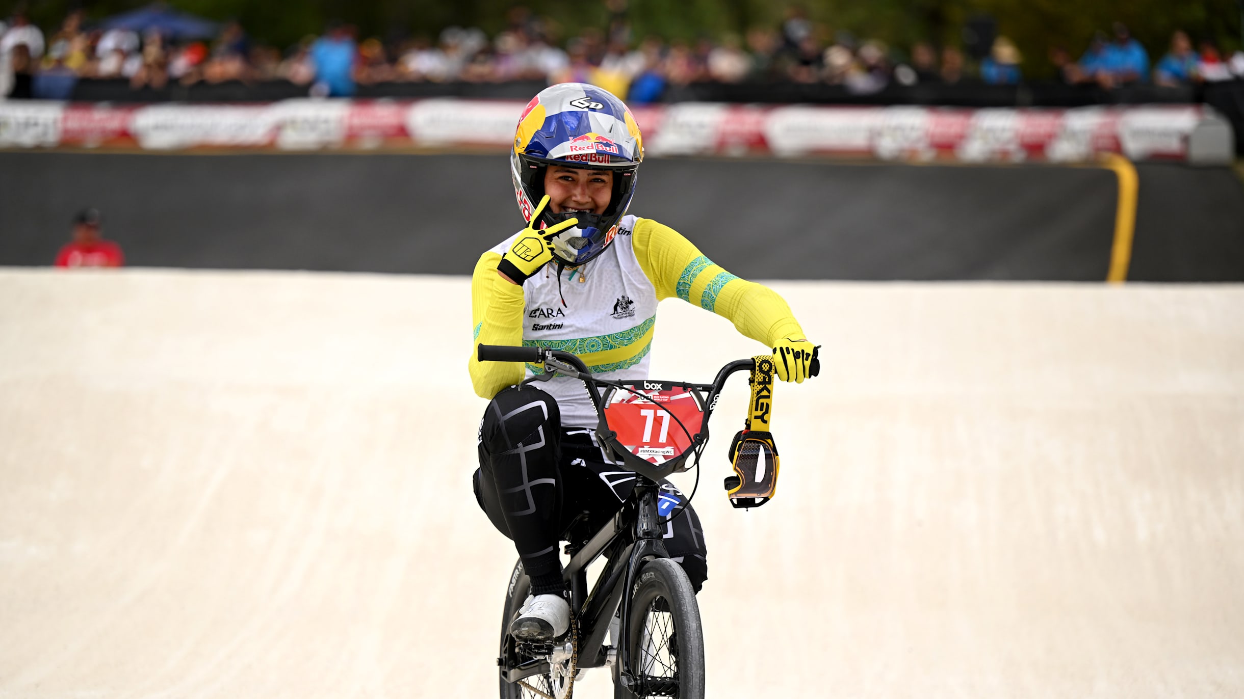 BMX Racing World Cup 2024: Saya Sakakibara, Izaac Kennedy