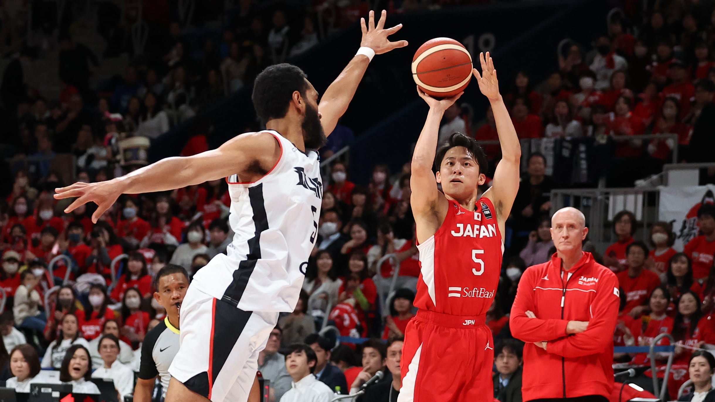 バスケ男子日本代表、77-56でグアム代表を下し白星スタート｜FIBA