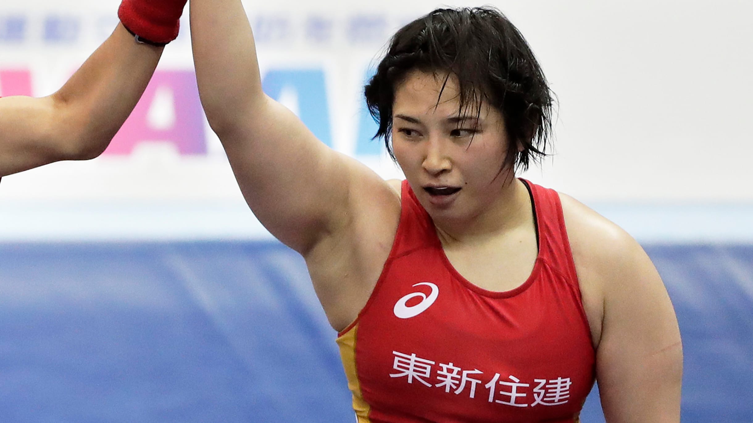 最終値下げ　レスリング　日本代表　ジャージ アシックス、レスリング日本代表に試合用ウエアとシューズ提供 1