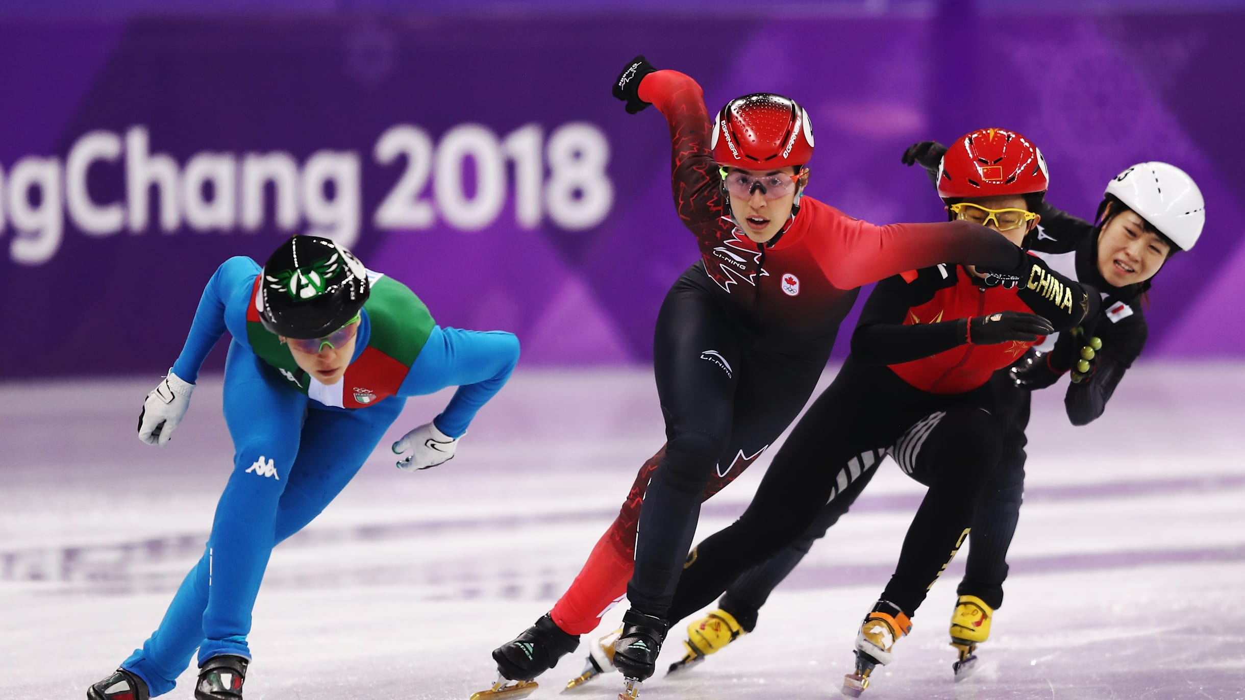 What are the differences between short track and speed skating?