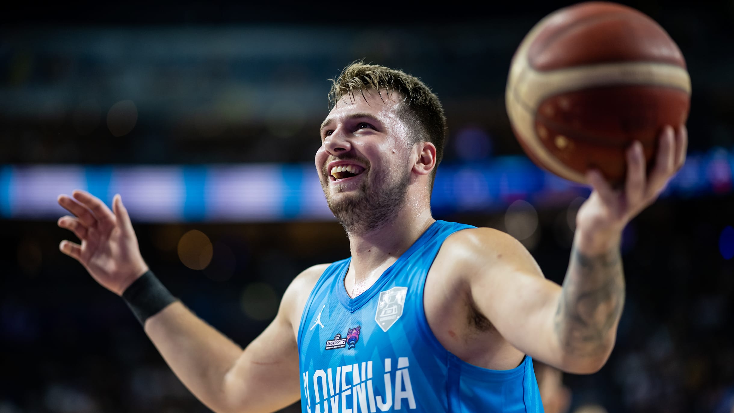 Luka doncic hot sale world shirt