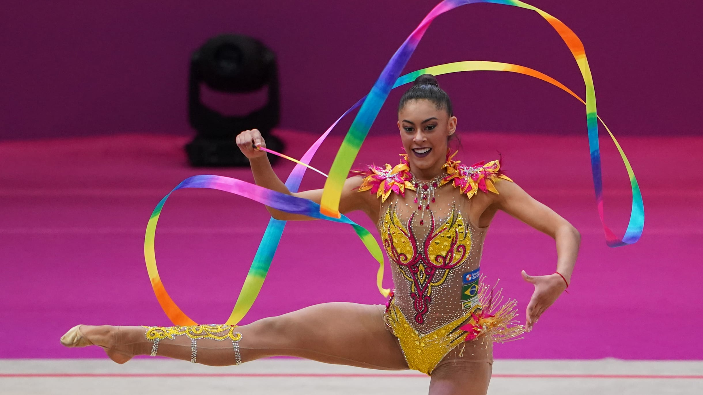Brasil fica em quarto lugar na final dos cinco arcos no Mundial de Ginástica  Rítmica