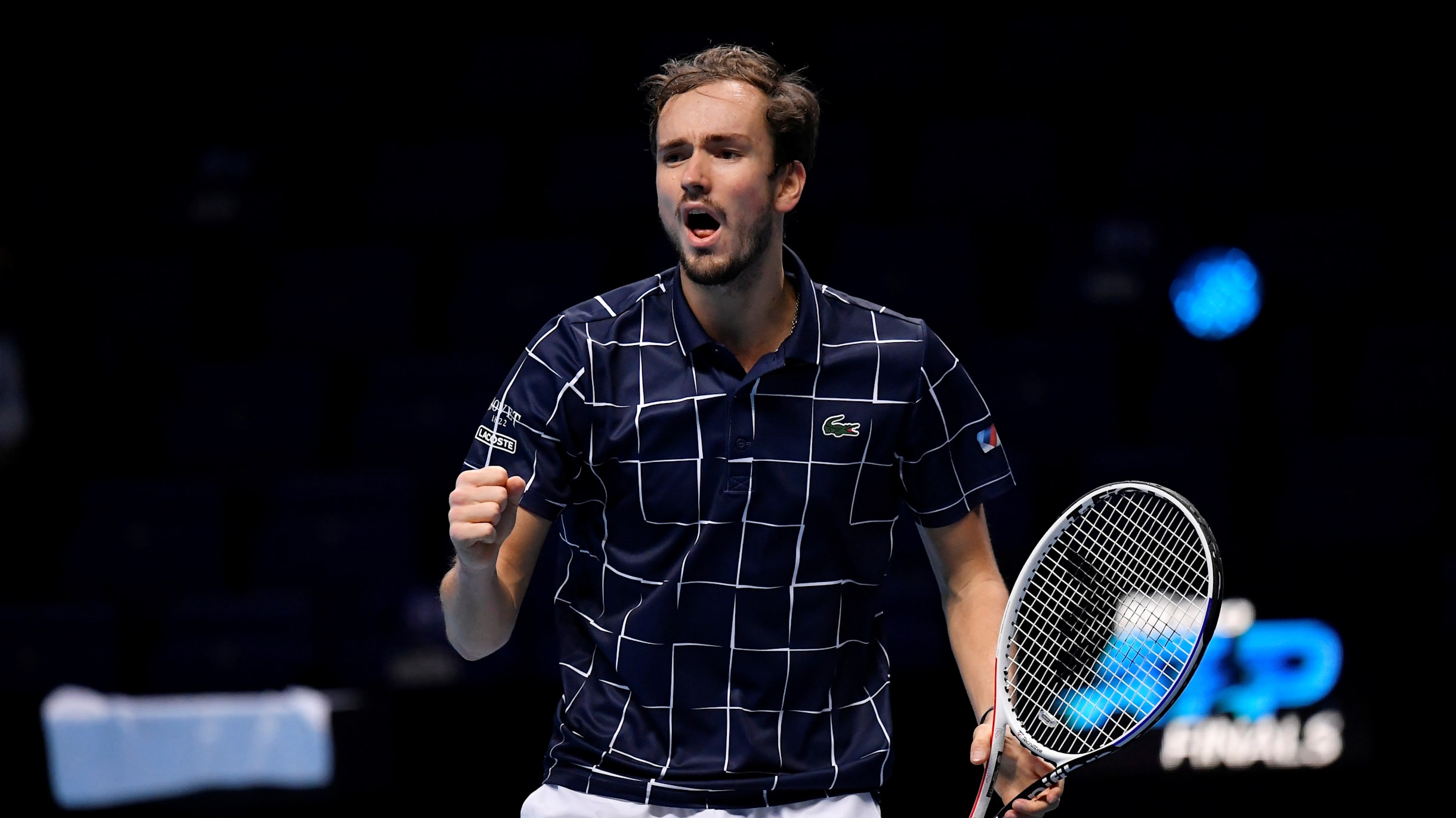 Теннис. Даниил Медведев обыграл Надаля и вышел в финал ATP Finals