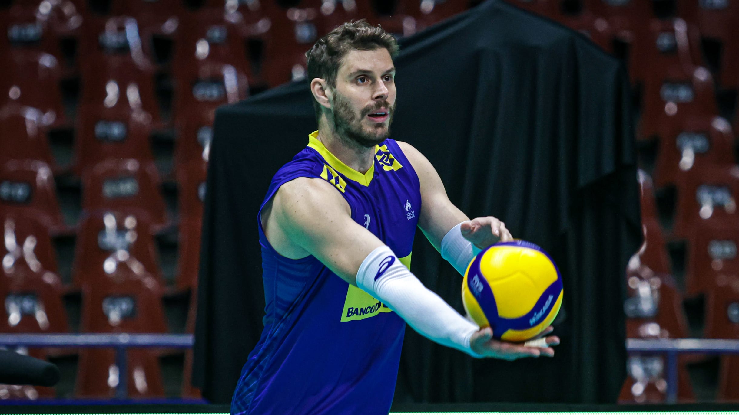 Bruninho inicia 10ª temporada como capitão da seleção de vôlei