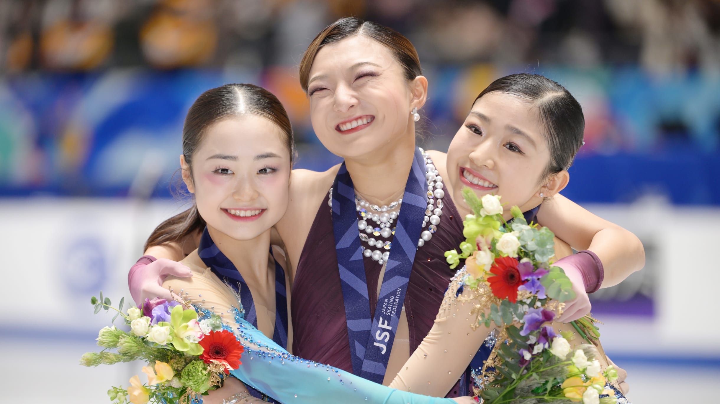 早い者勝ち‼︎フィギュアスケート女子★総額5万円以上♪ フィギュアスケート 坂本花織が圧巻の演技で5連覇達成し泣き笑い会見