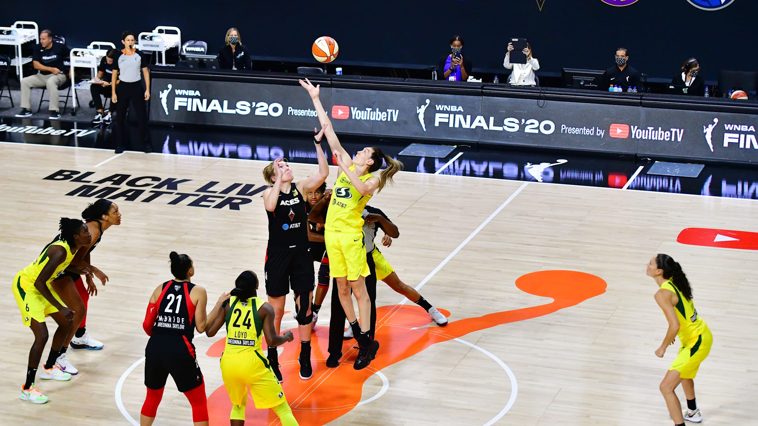 The @lvaces have won their second straight WNBA Championship