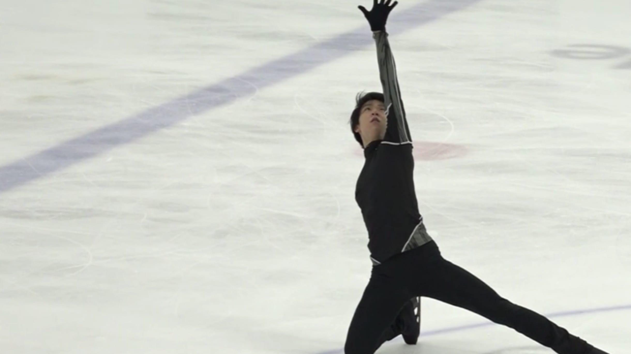 動画】羽生結弦が今季初戦に向けて会場で練習 | フィギュアスケート 