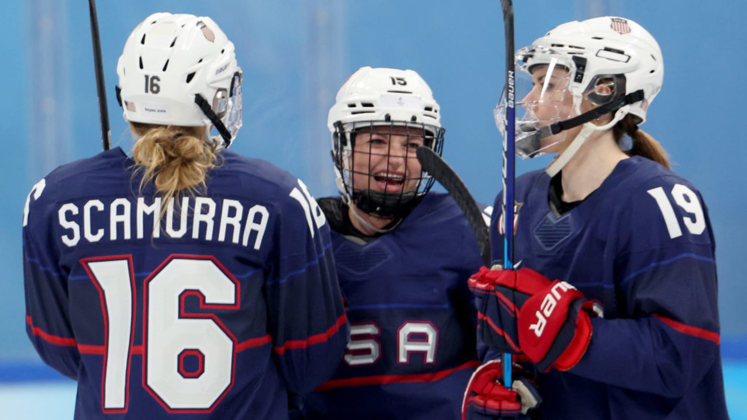 Canadá e Estados Unidos goleiam na estreia do Hóquei no gelo masculino -  Surto Olímpico