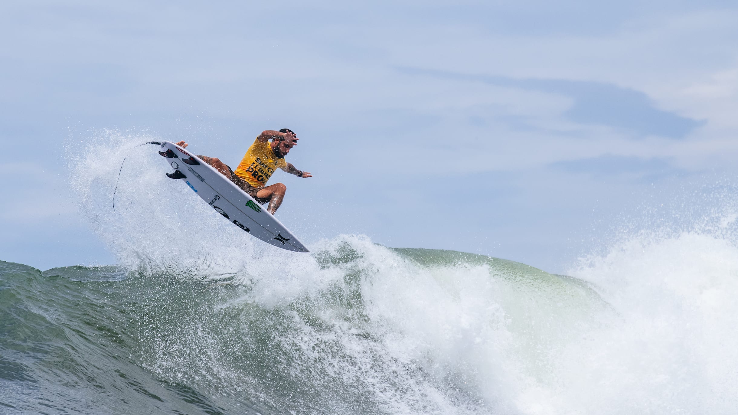 Após adiamentos, final do Mundial de Surfe 2021 acontece hoje (14)