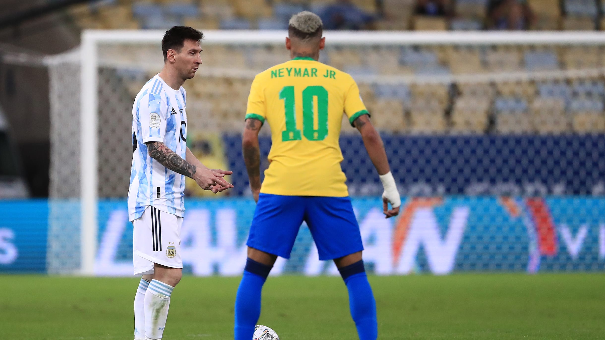 EN VIVO: Uruguay y Brasil chocan en un clásico sudamericano de  Eliminatorias